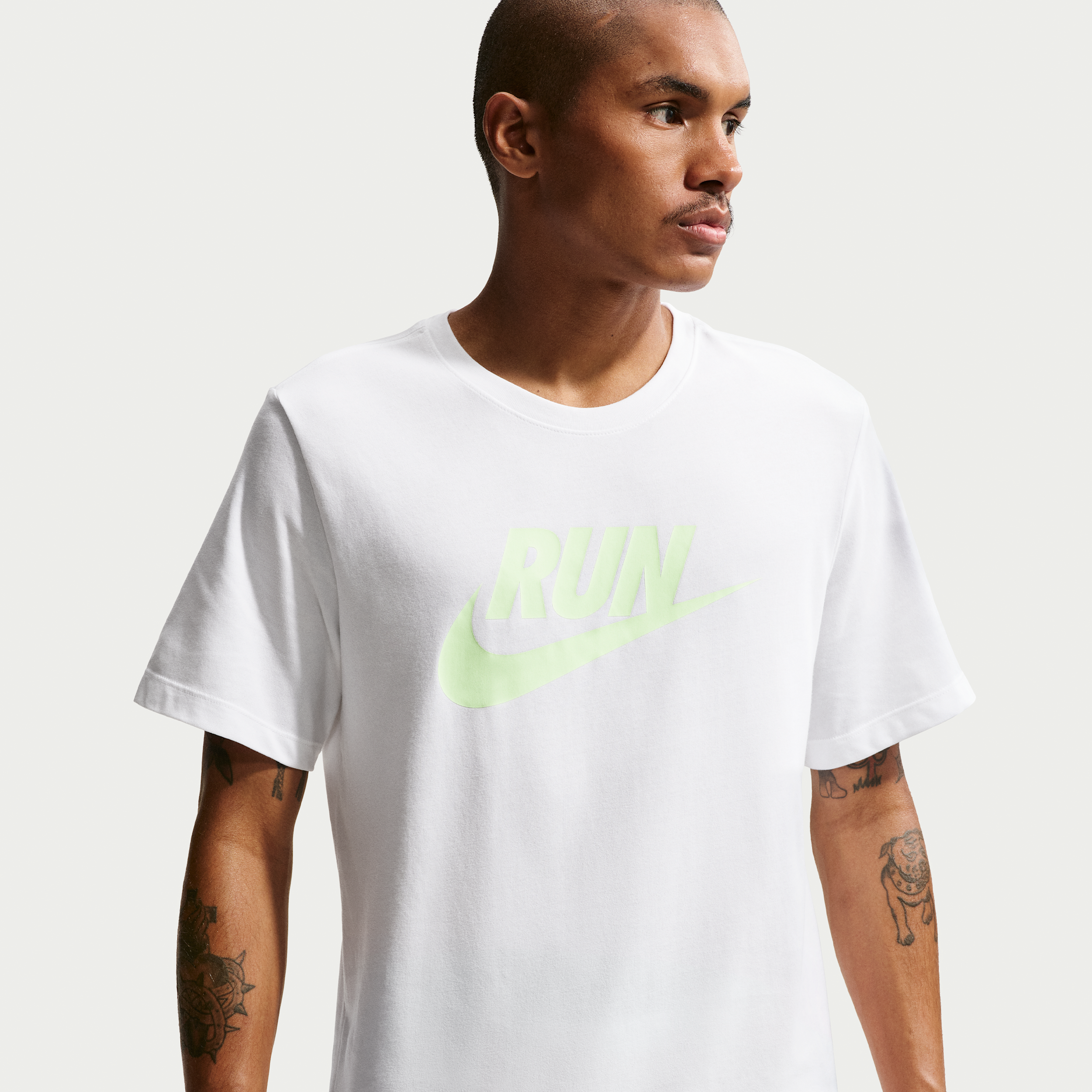 Thumbnail - Nike Dri-FIT Lauf-T-Shirt (Herren) - Weiß