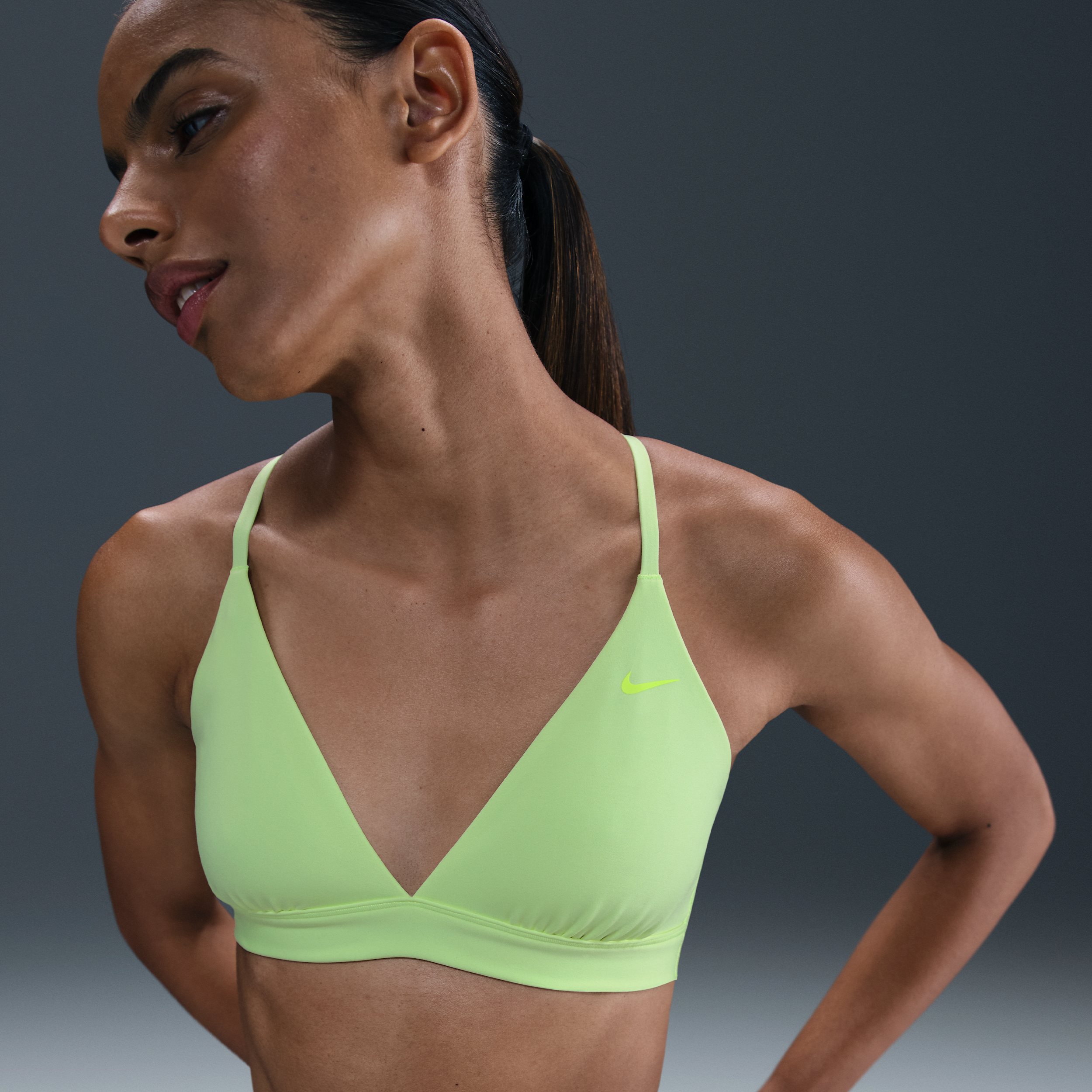 Thumbnail - Nike Form ungepolsteter Triangel-Sport-BH mit leichtem Halt (Damen) - Gelb
