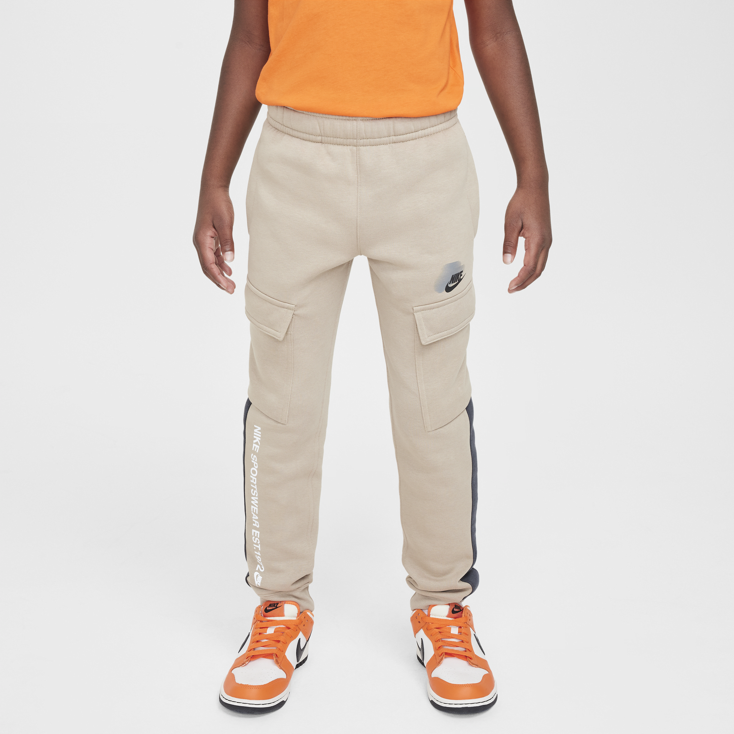 Pantalon cargo Nike Sportswear Standard Issue pour ado (garçon) - Marron