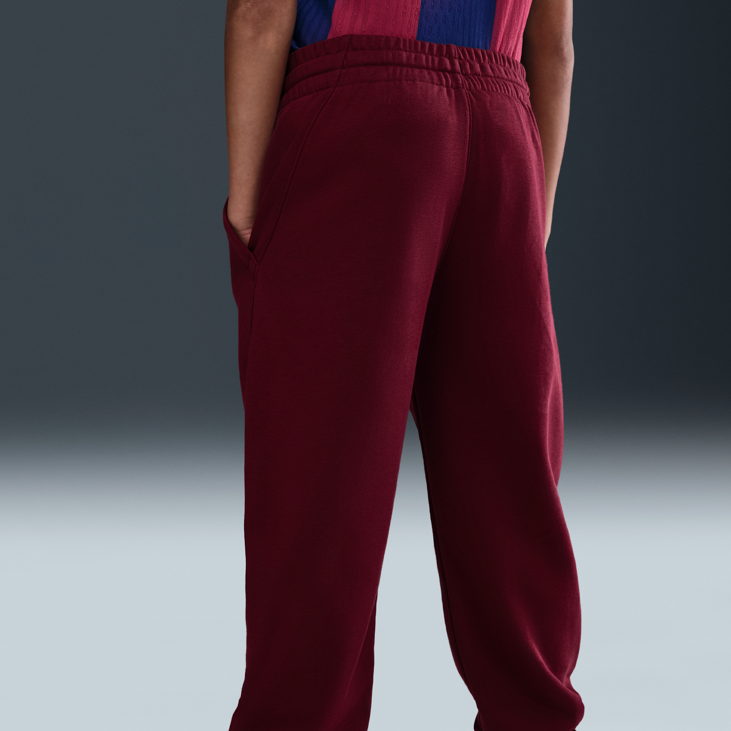 Thumbnail - FC Barcelona Club Fourth Nike Fußball-Jogger für ältere Kinder (Jungen) - Rot