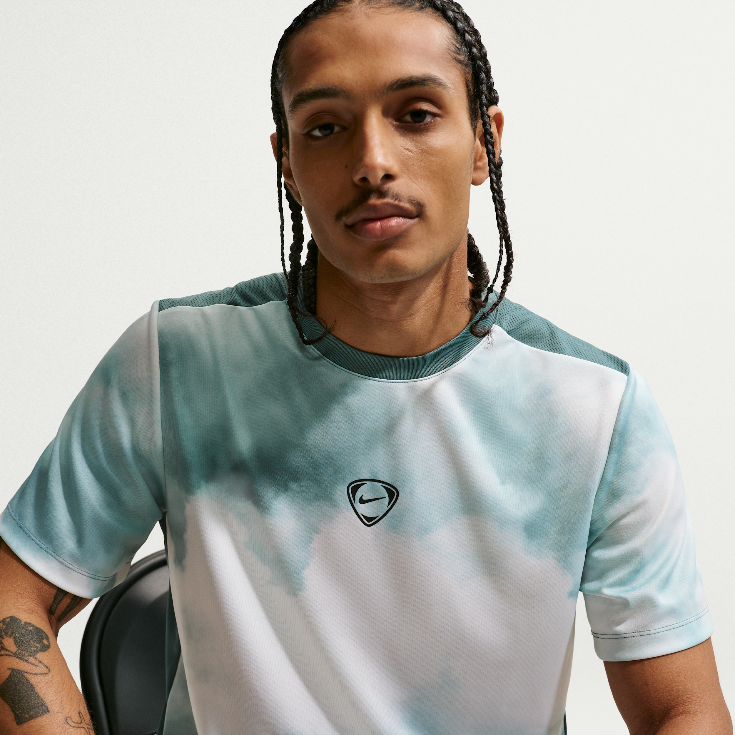 Kortærmet Nike Academy+ Dri-FIT-fodboldtrøje til mænd - grå