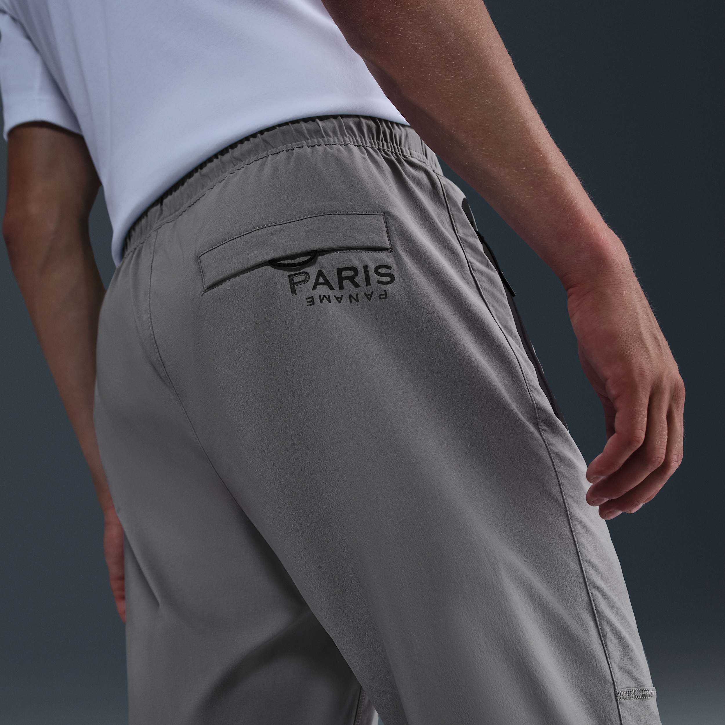 Thumbnail - Paris Saint-Germain FC Tech Nike Fußballhose aus Webmaterial (Herren) - Grau