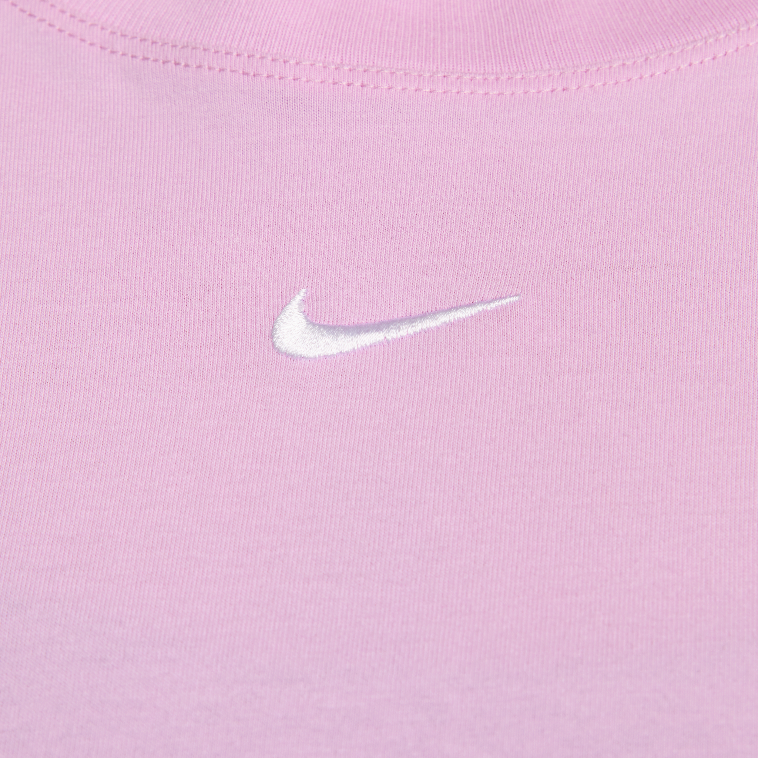 Nike Sportswear Essential T-shirt voor dames (Plus Size) Roze