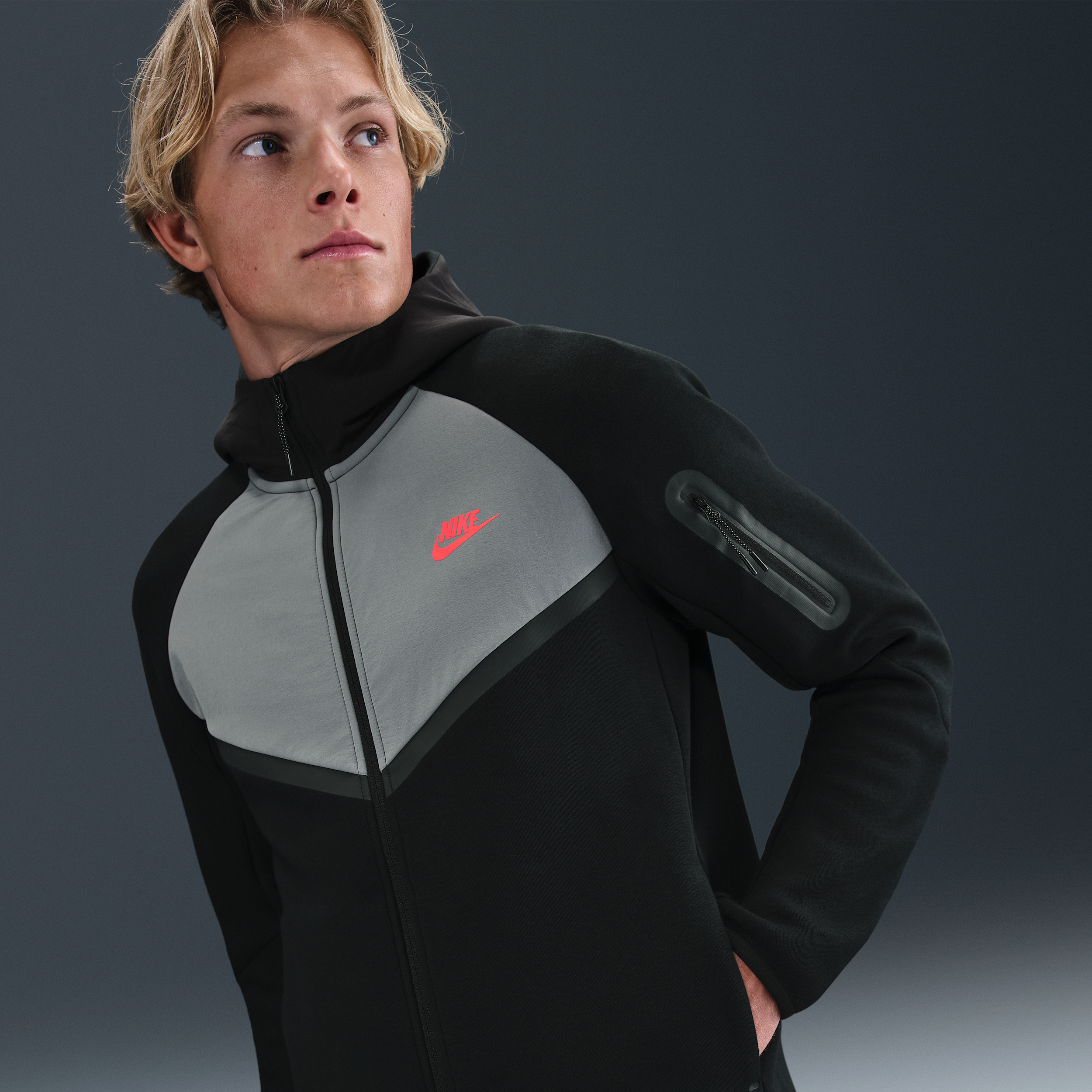 Thumbnail - Nike Tech Windrunner-Jacke aus Fleece mit durchgehendem Reißverschluss (Herren) - Schwarz