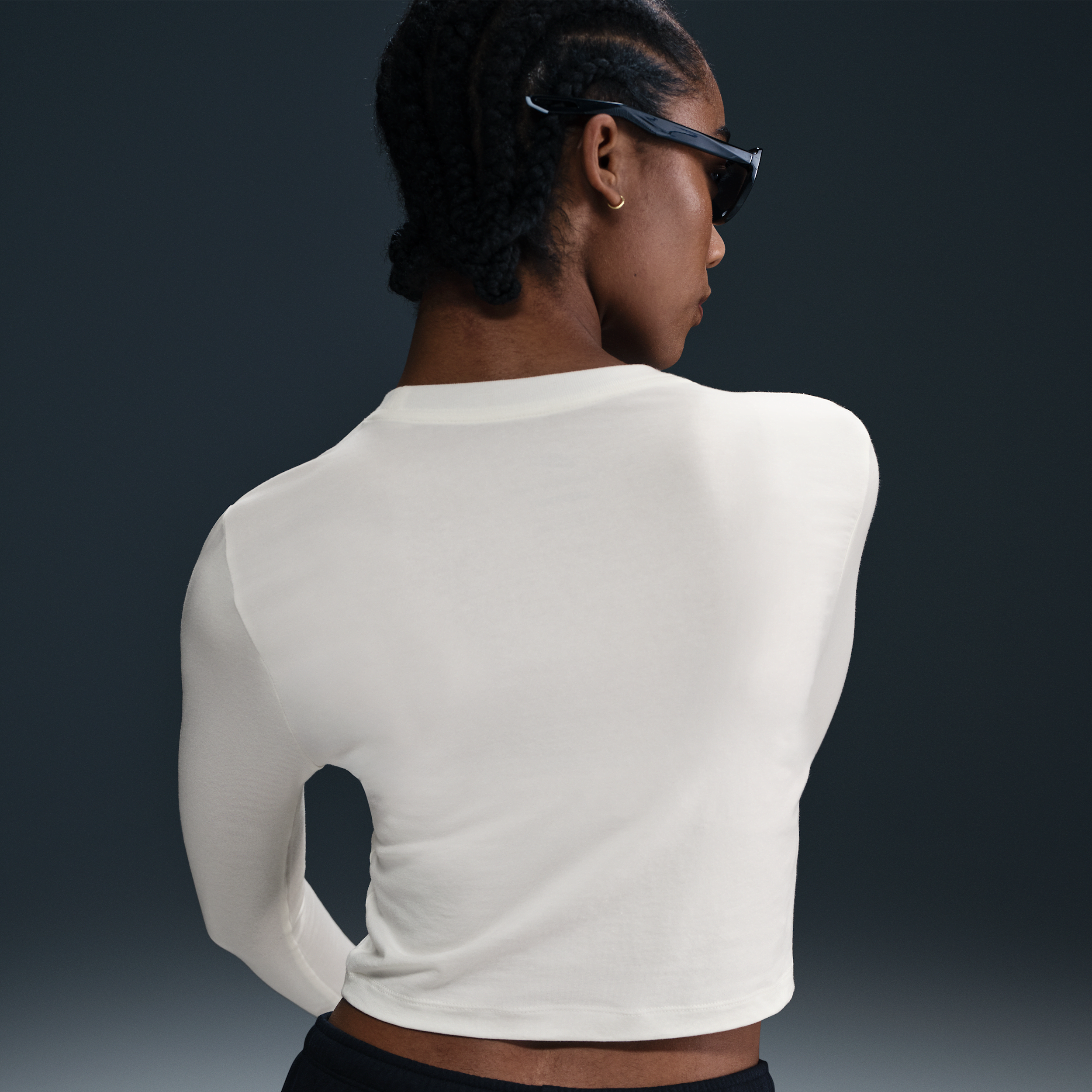 Crop top ajusté à manches longues Nike Sportswear Chill Knit pour femme - Blanc