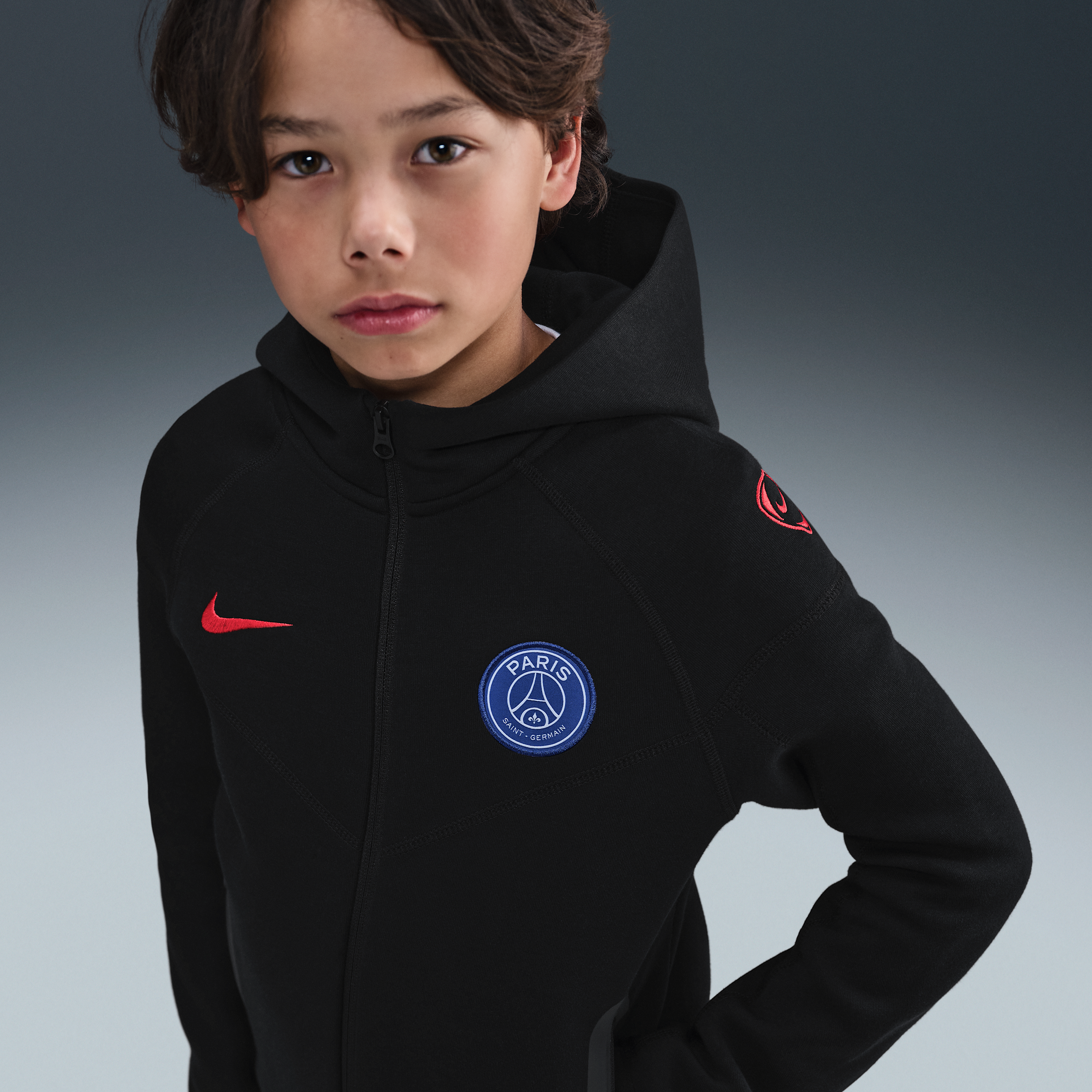 Paris Saint-Germain Tech Third Older Kids Nike Total 90 Football Fleece Full-Zip Hoodie - Black - Cotton/Polyester