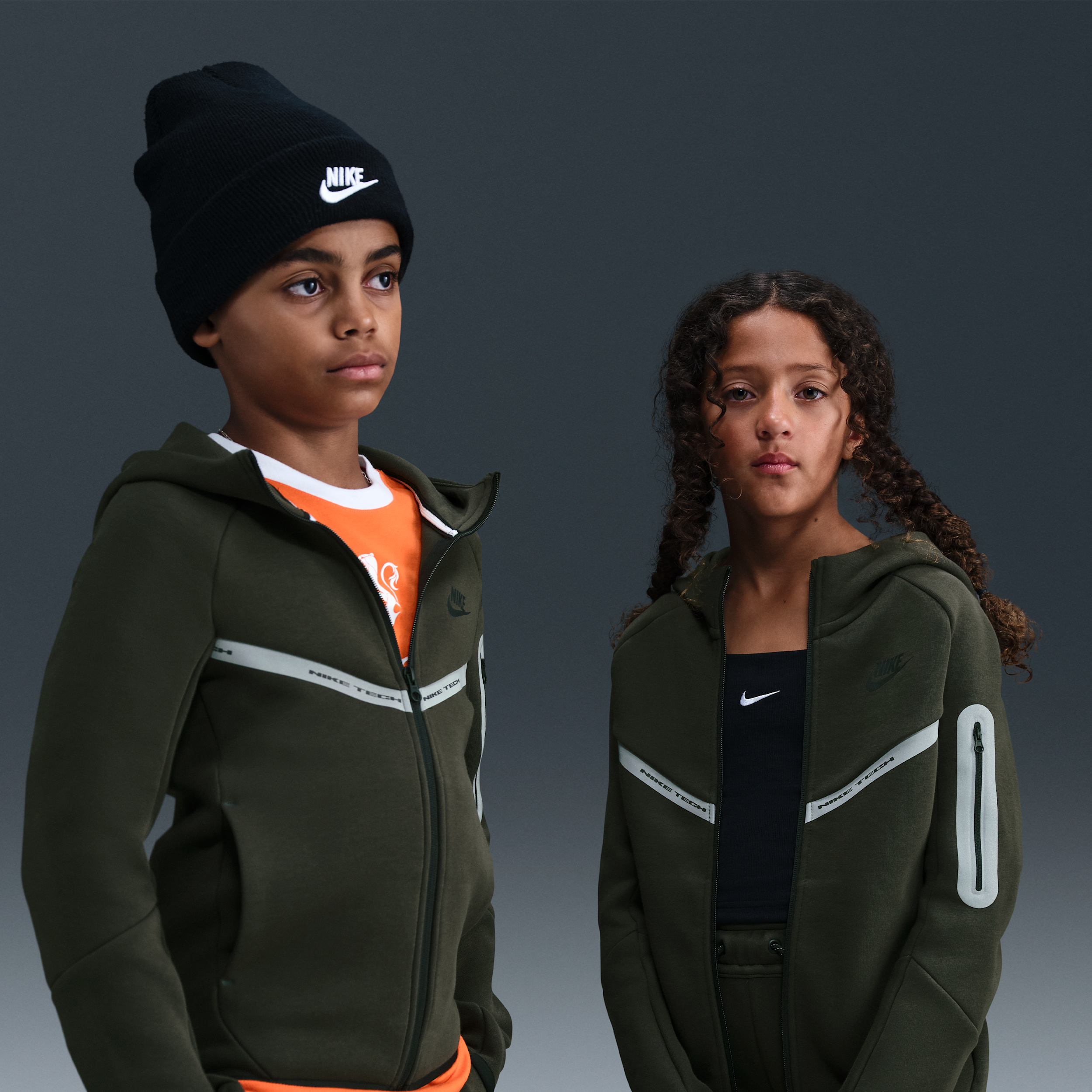 Nike Tech Fleece Older Kids (Boys) Full-Zip Hoodie with Reflective Accents - Green - Cotton/Polyester