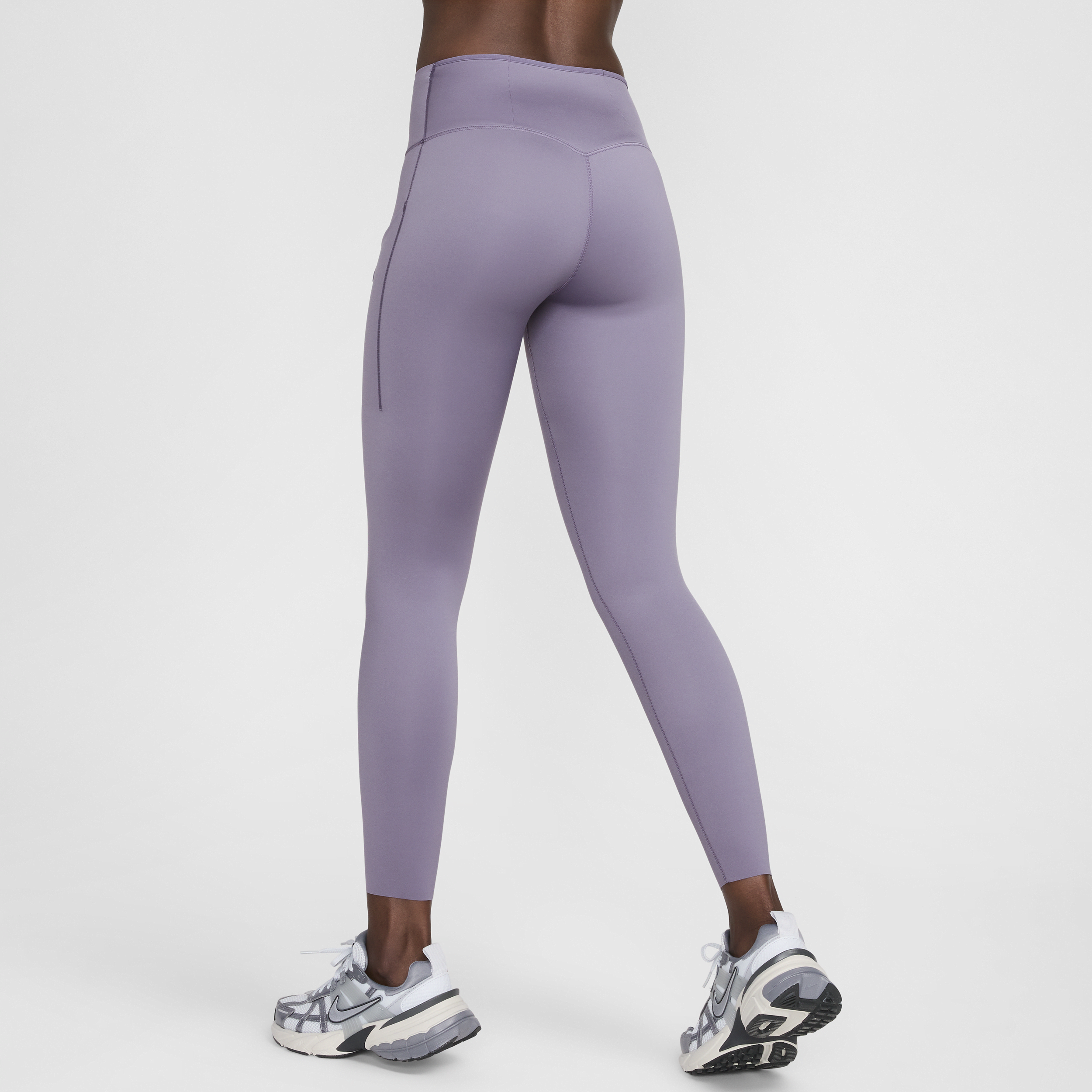 Nike Go 7 8-legging met halfhoge taille complete ondersteuning en zakken voor dames Paars