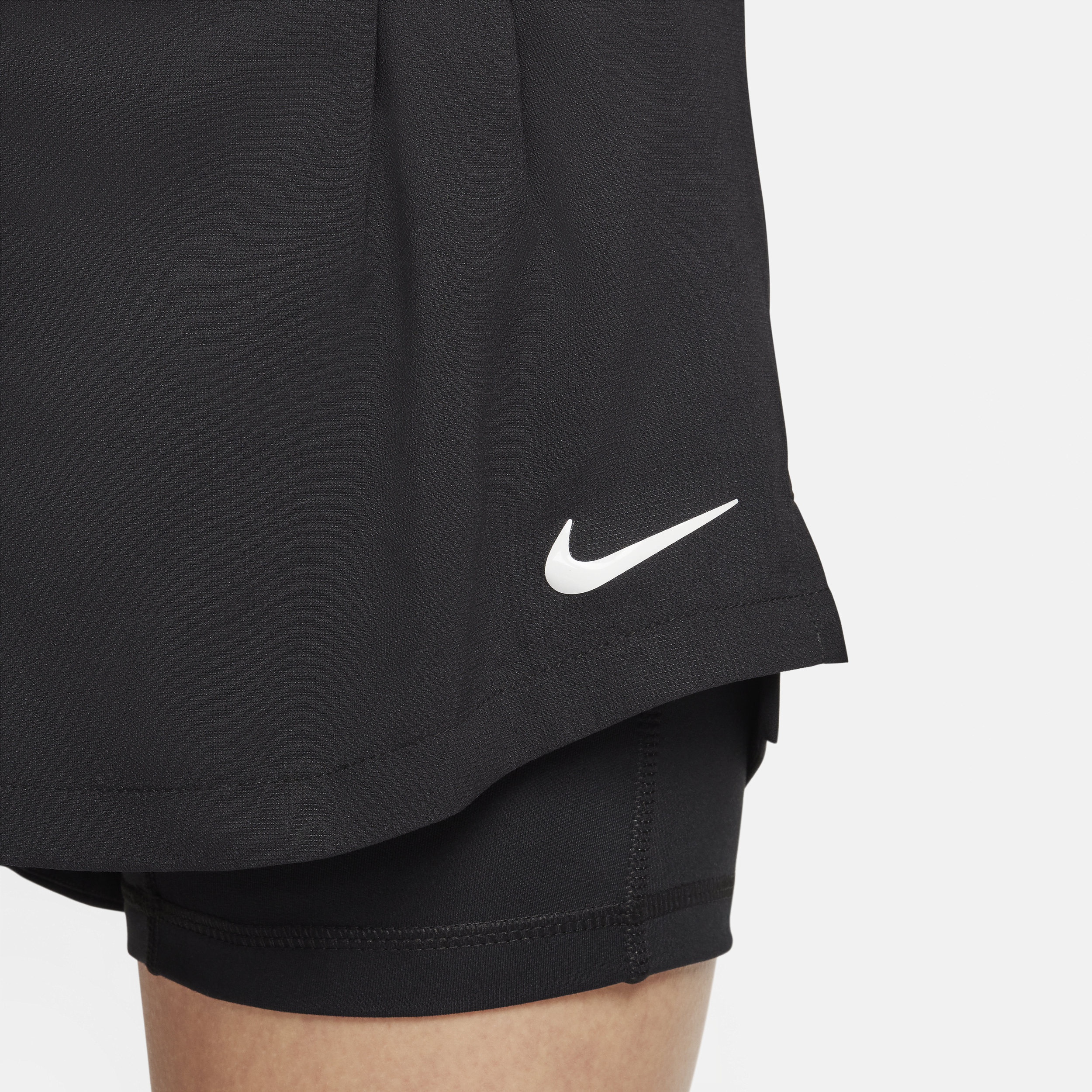 Nike Court Advantage Dri-FIT tennisshorts voor dames Zwart