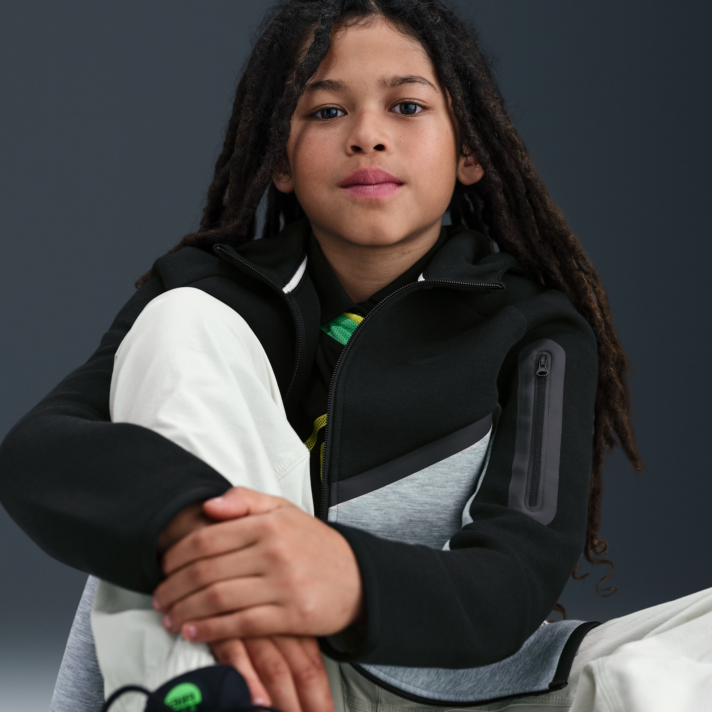 Thumbnail - Nike Sportswear Tech Fleece Hoodie mit durchgehendem Reißverschluss für (ältere Kinder, erweiterte Größe) - Grau
