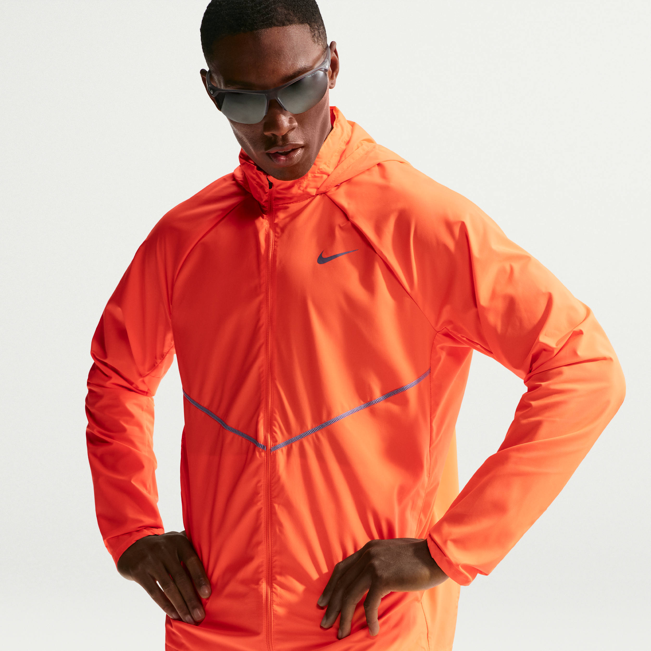 Giacca da running con protezione UV Repel Nike Miler – Uomo - Arancione
