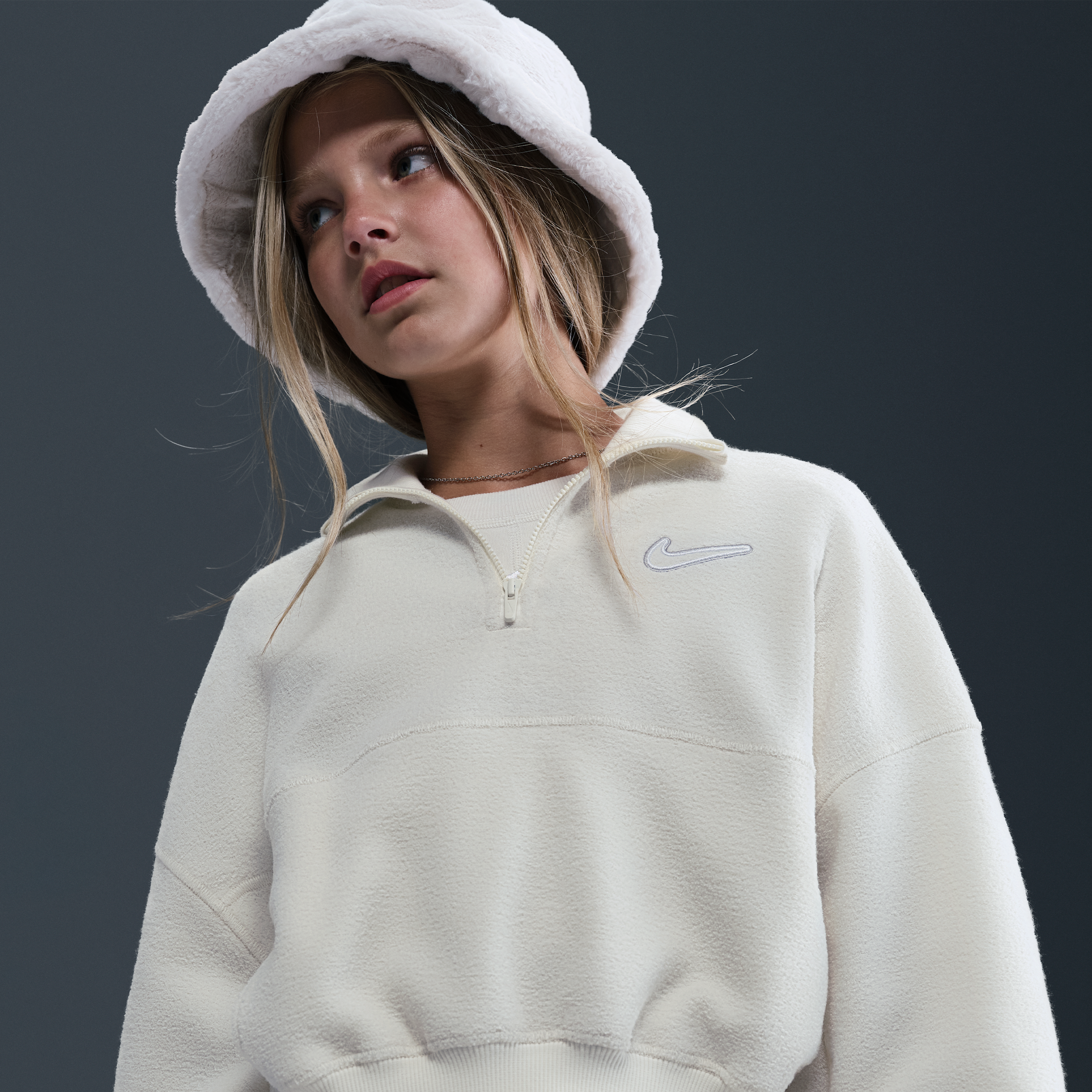 Thumbnail - Nike Fleece-Longsleeve (ältere Kinder, Mädchen) - Braun