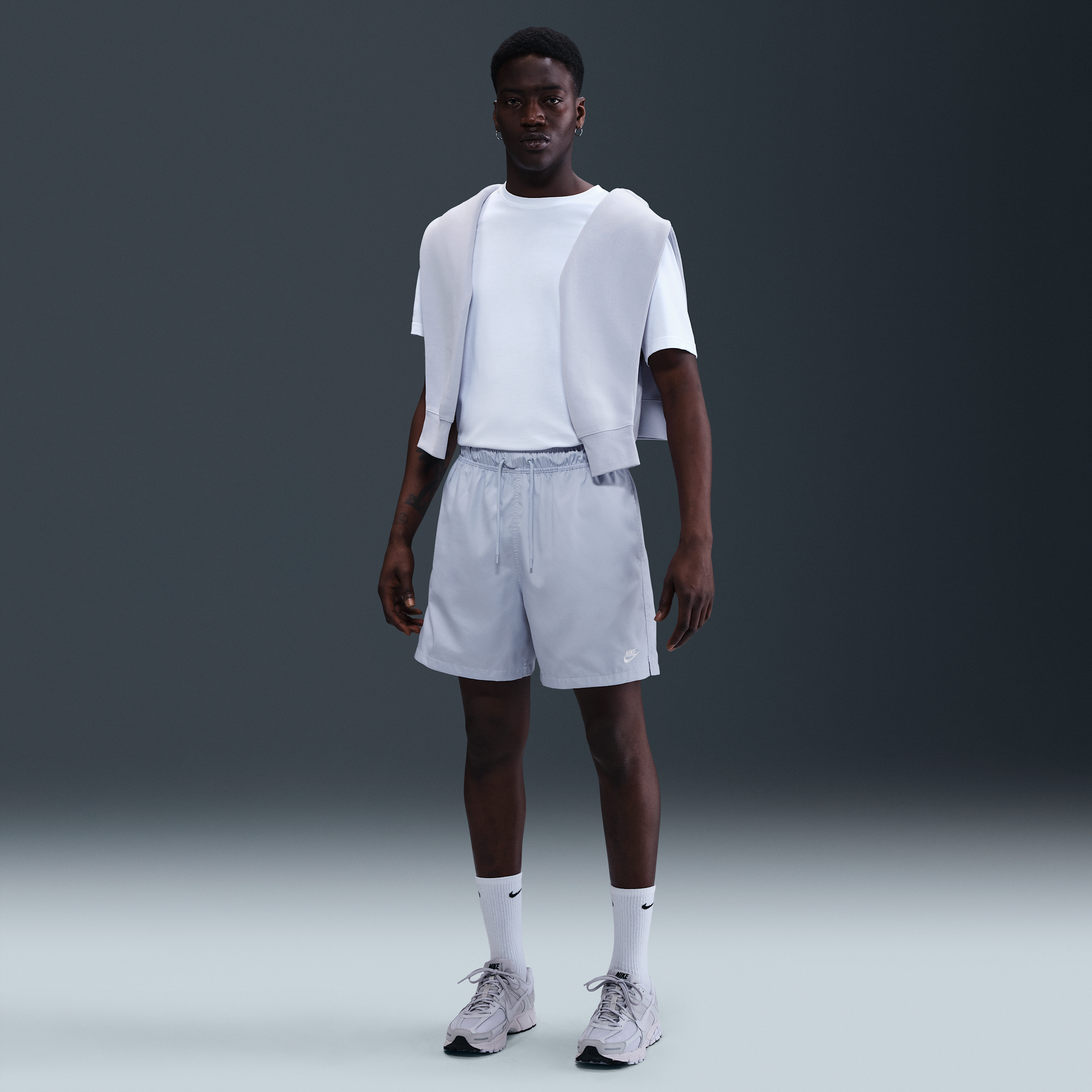 Thumbnail - Nike Club Flow-Webshorts für Herren - Grau