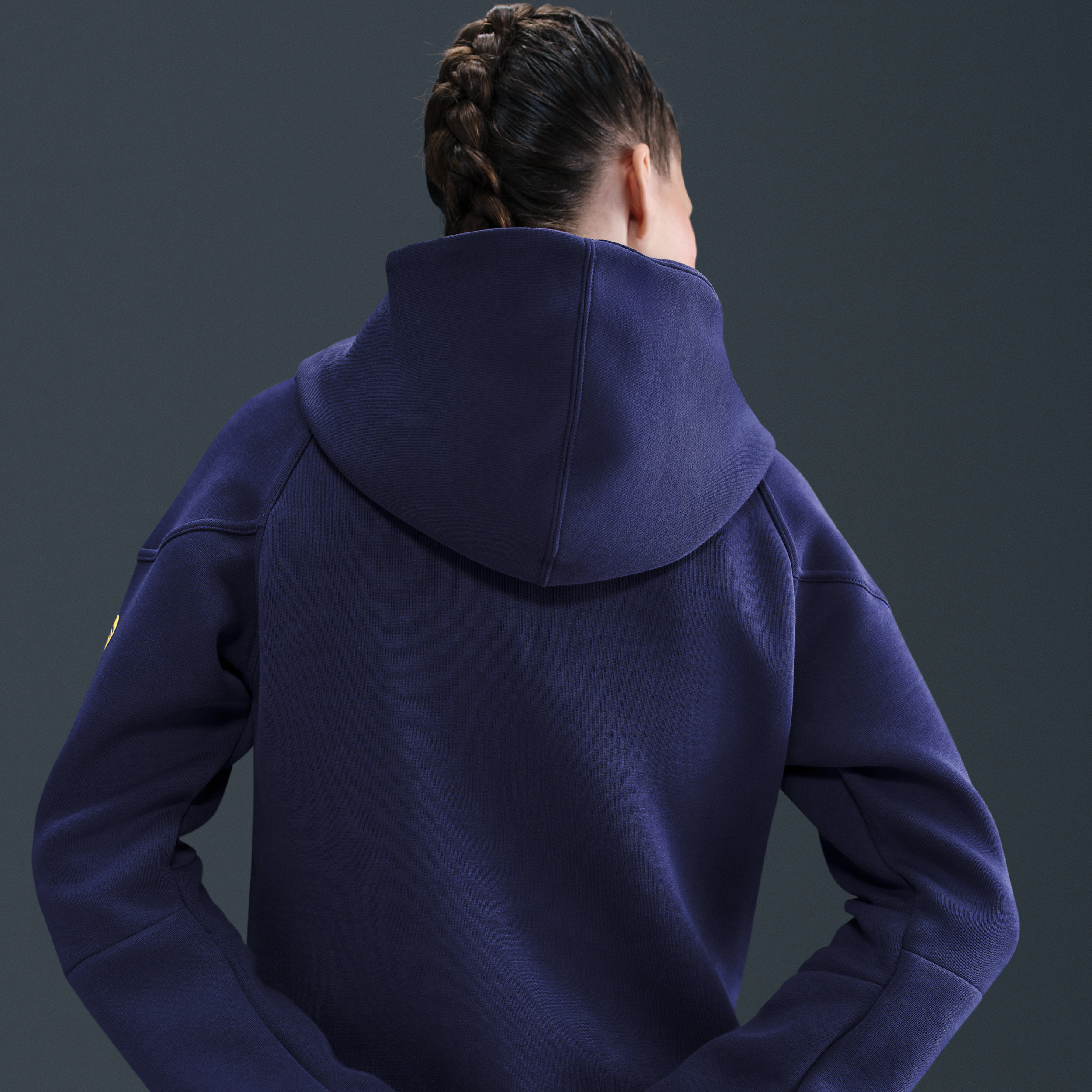 Thumbnail - FC Barcelona Tech Windrunner Nike Fußball-Hoodie mit durchgehendem Reißverschluss (Damen) - Lila