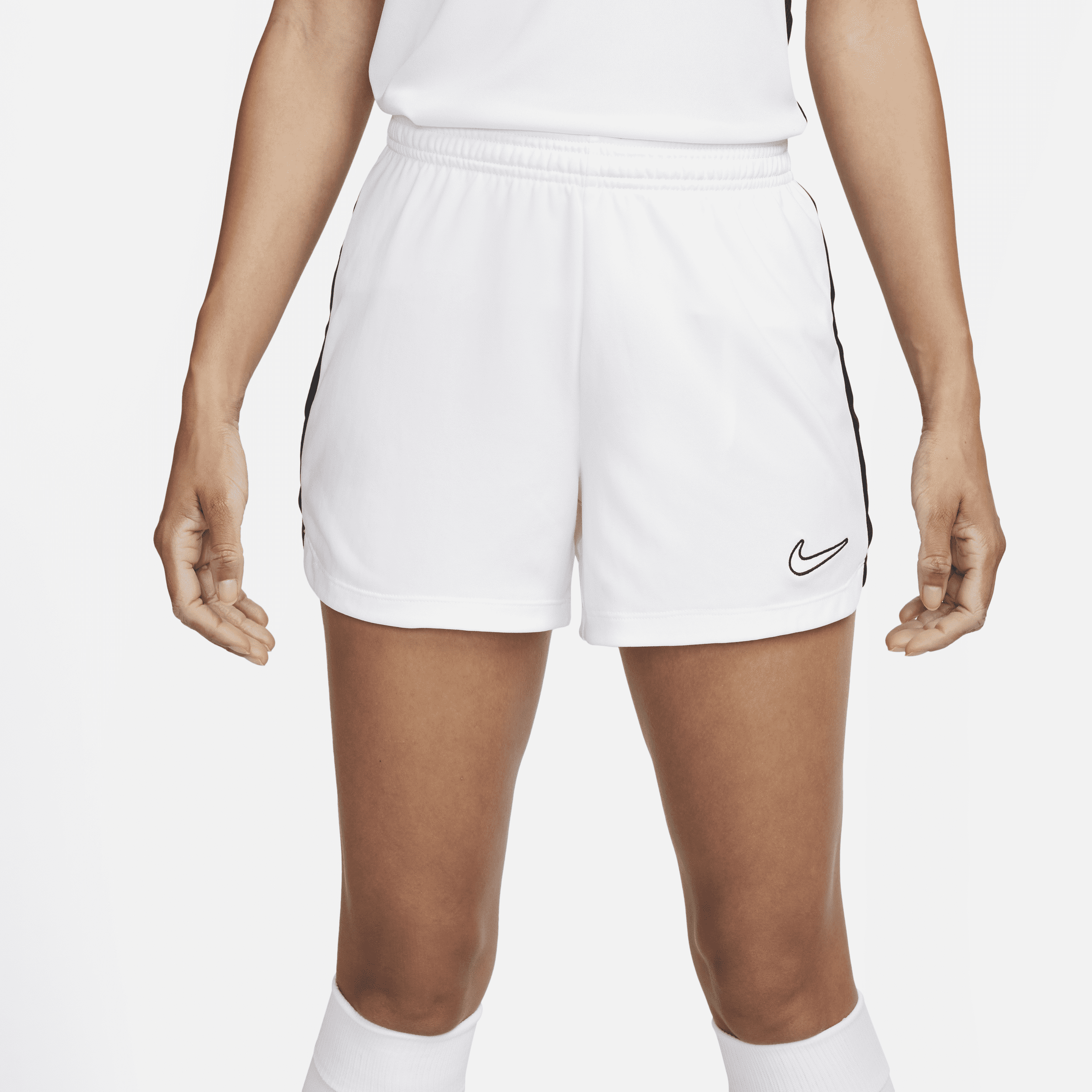 Short de football Nike Dri-FIT Academy 23 pour femme - Blanc