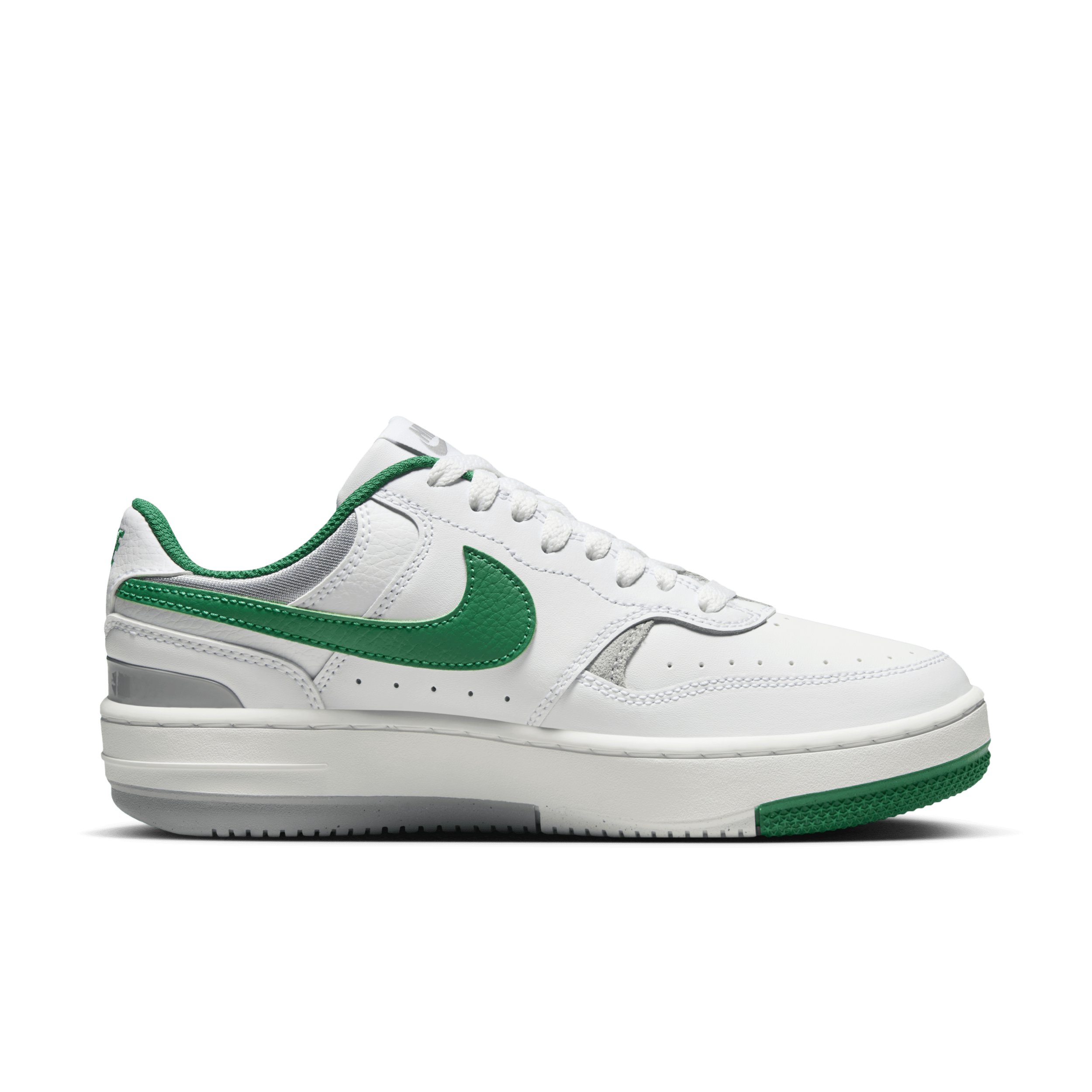 Chaussure Nike Gamma Force pour femme - Blanc