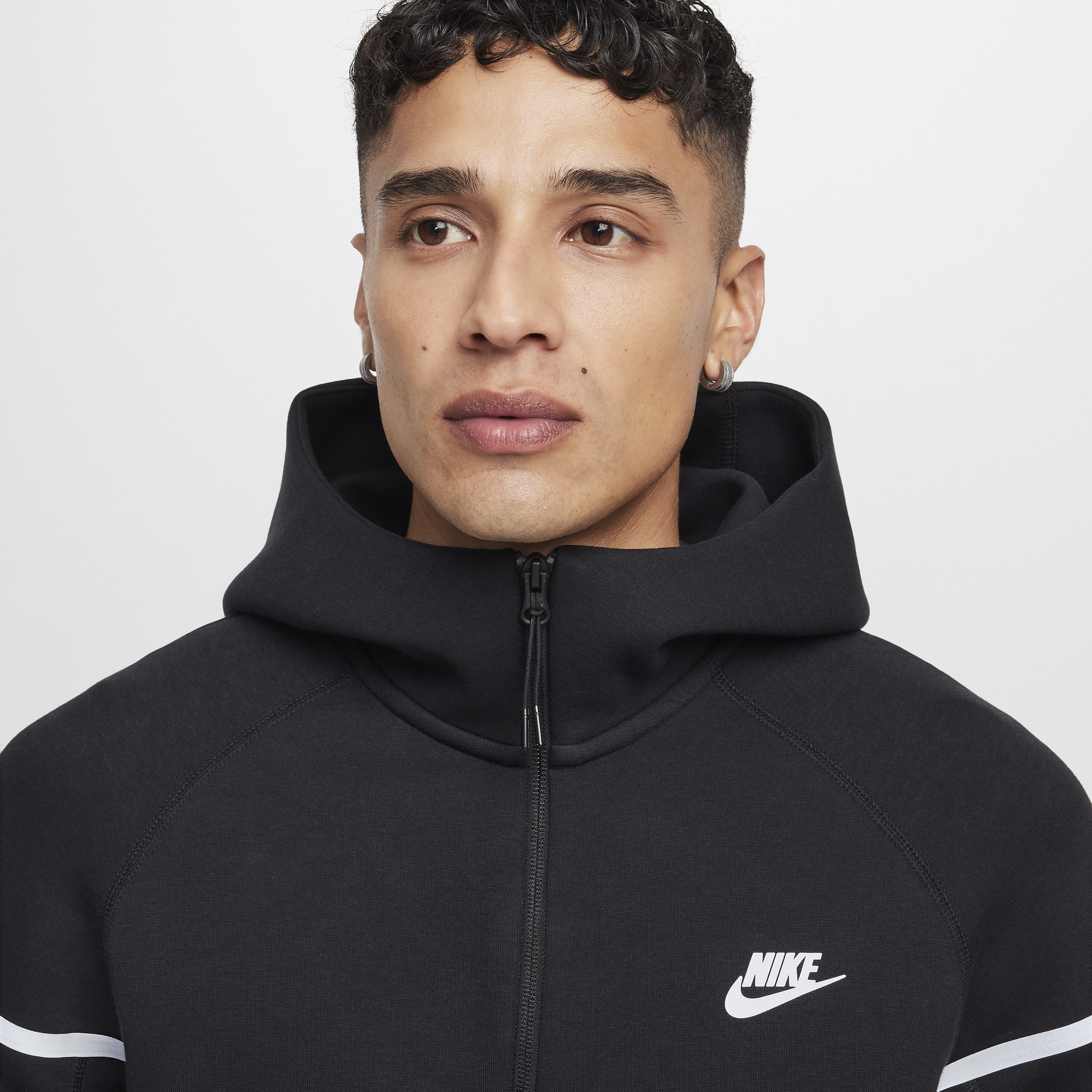 Veste à zip en tissu Fleece à motifs réfléchissants Nike Tech Windrunner pour homme - Noir