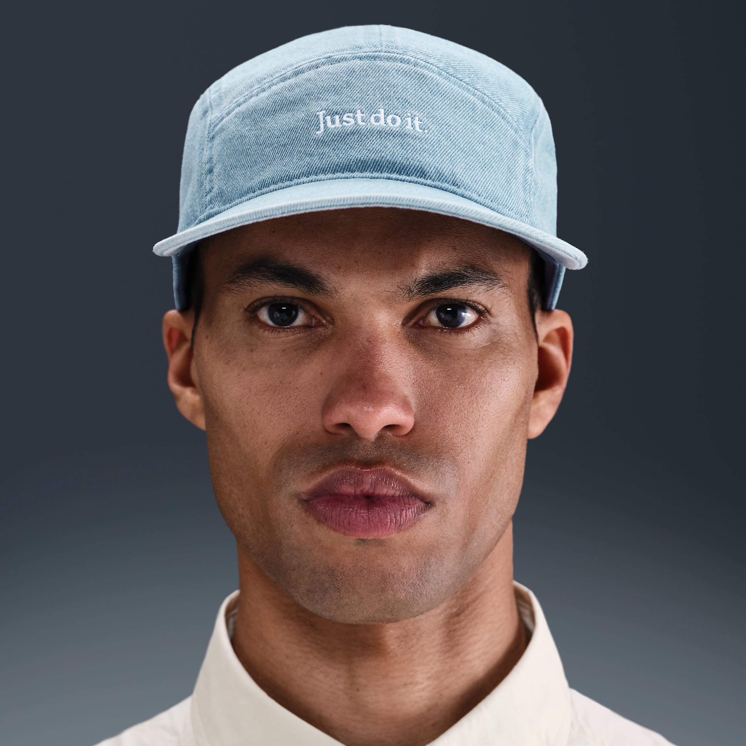 Thumbnail - Nike Fly unstrukturierte Denim-Cap - Blau
