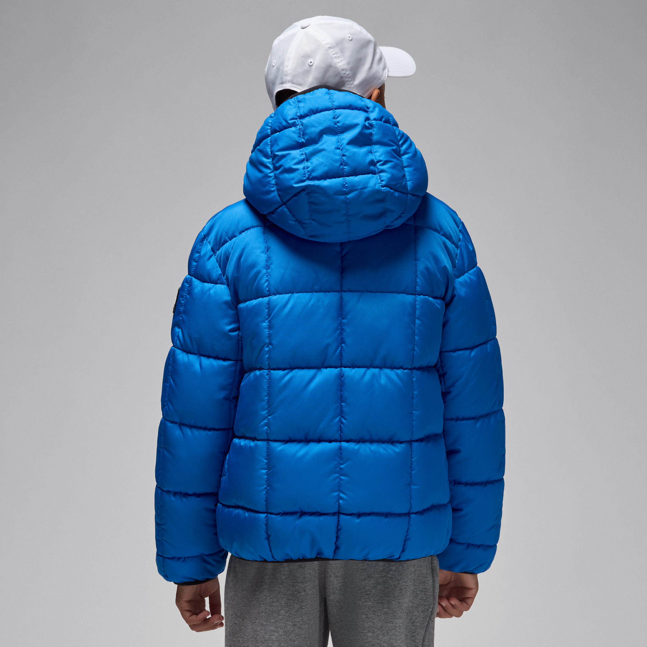 Thumbnail - Jordan mittelschwere Essential Puffer-Jacke (ältere Kinder) - Blau