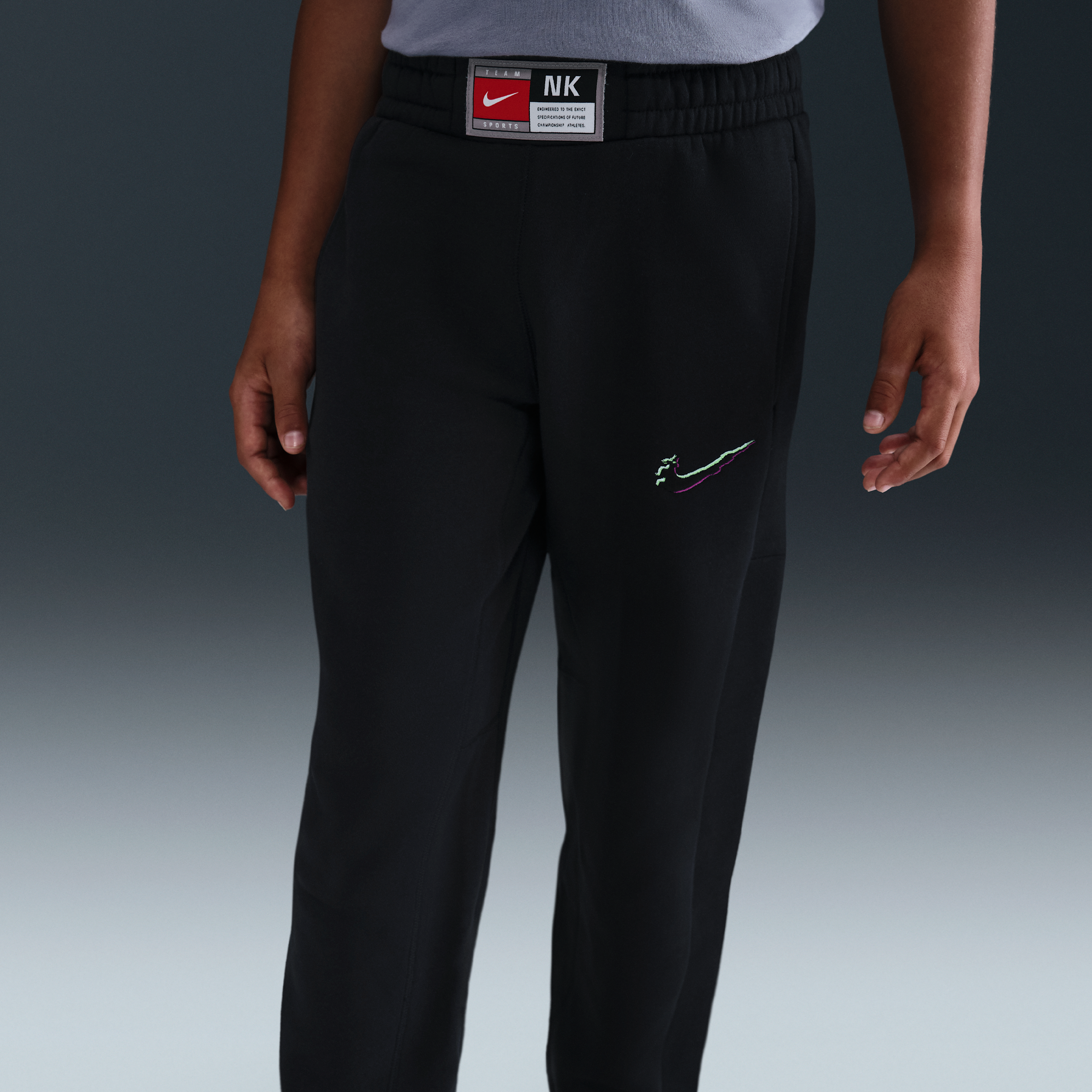 Thumbnail - Nike Culture of Basketball Fleece-Hose für ältere Kinder - Schwarz