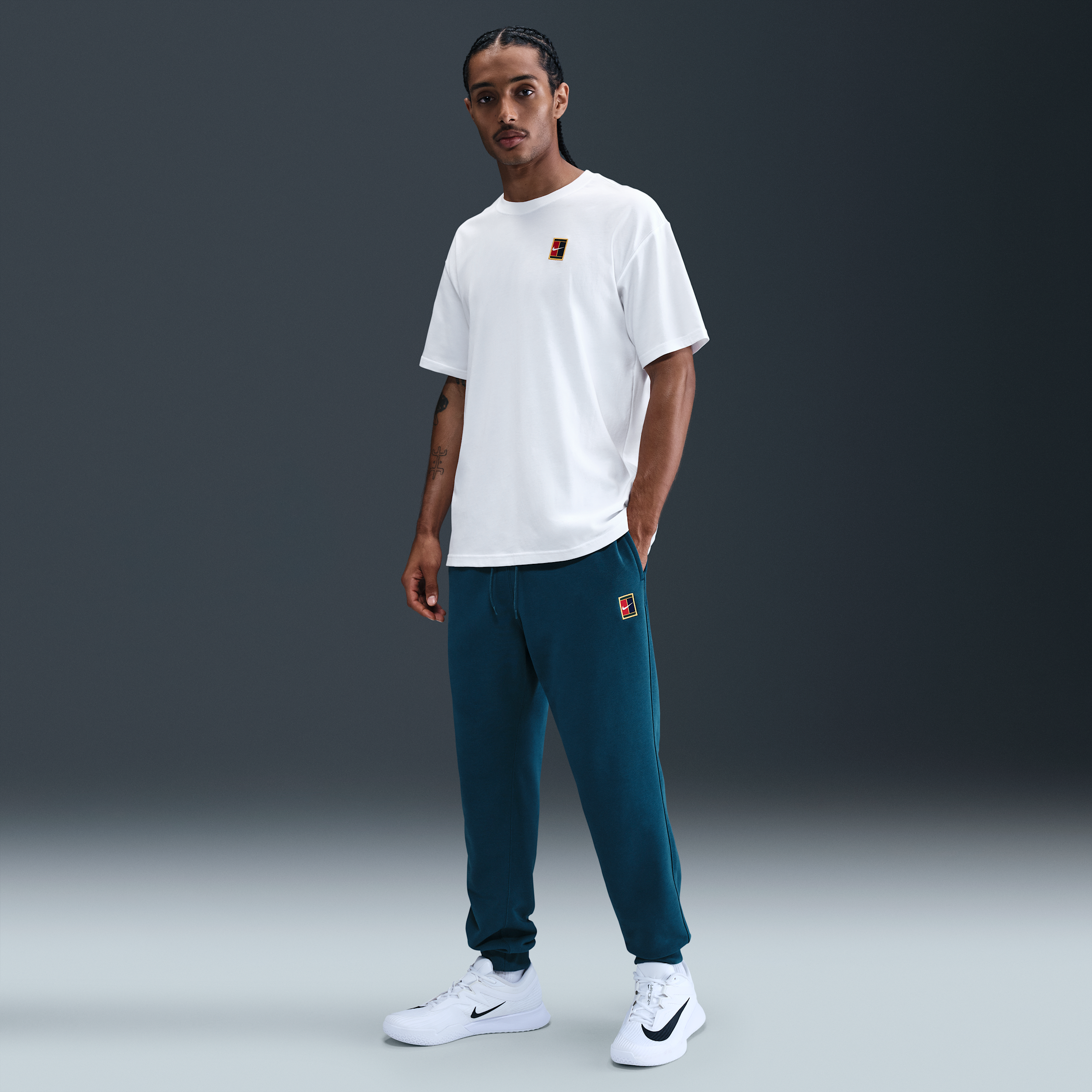 Thumbnail - NikeCourt Heritage Dri-FIT Fleece-Tennis-Jogger (Herren) - Blau