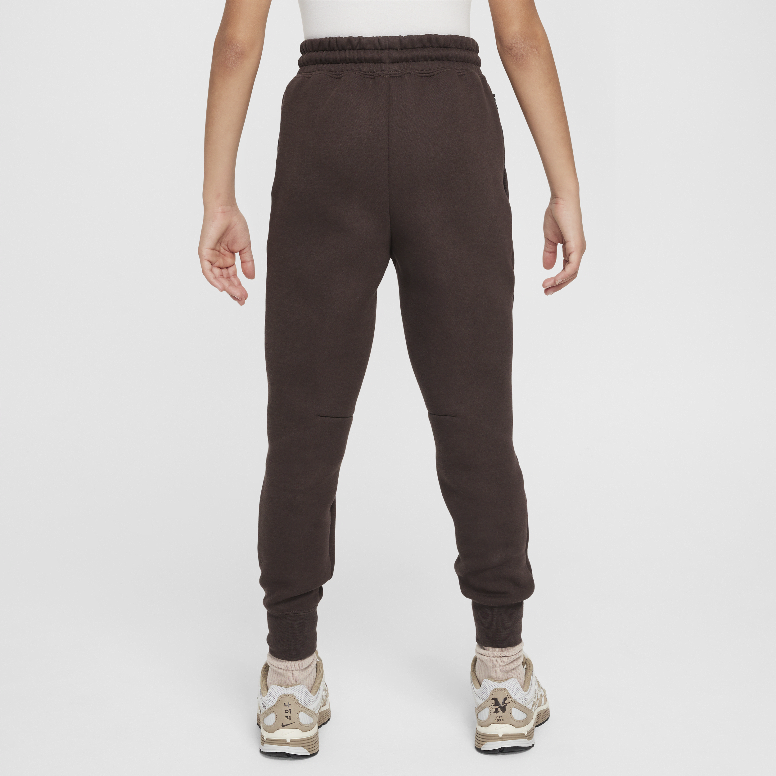 Nike Sportswear Tech Fleece joggingbroek voor meisjes Bruin