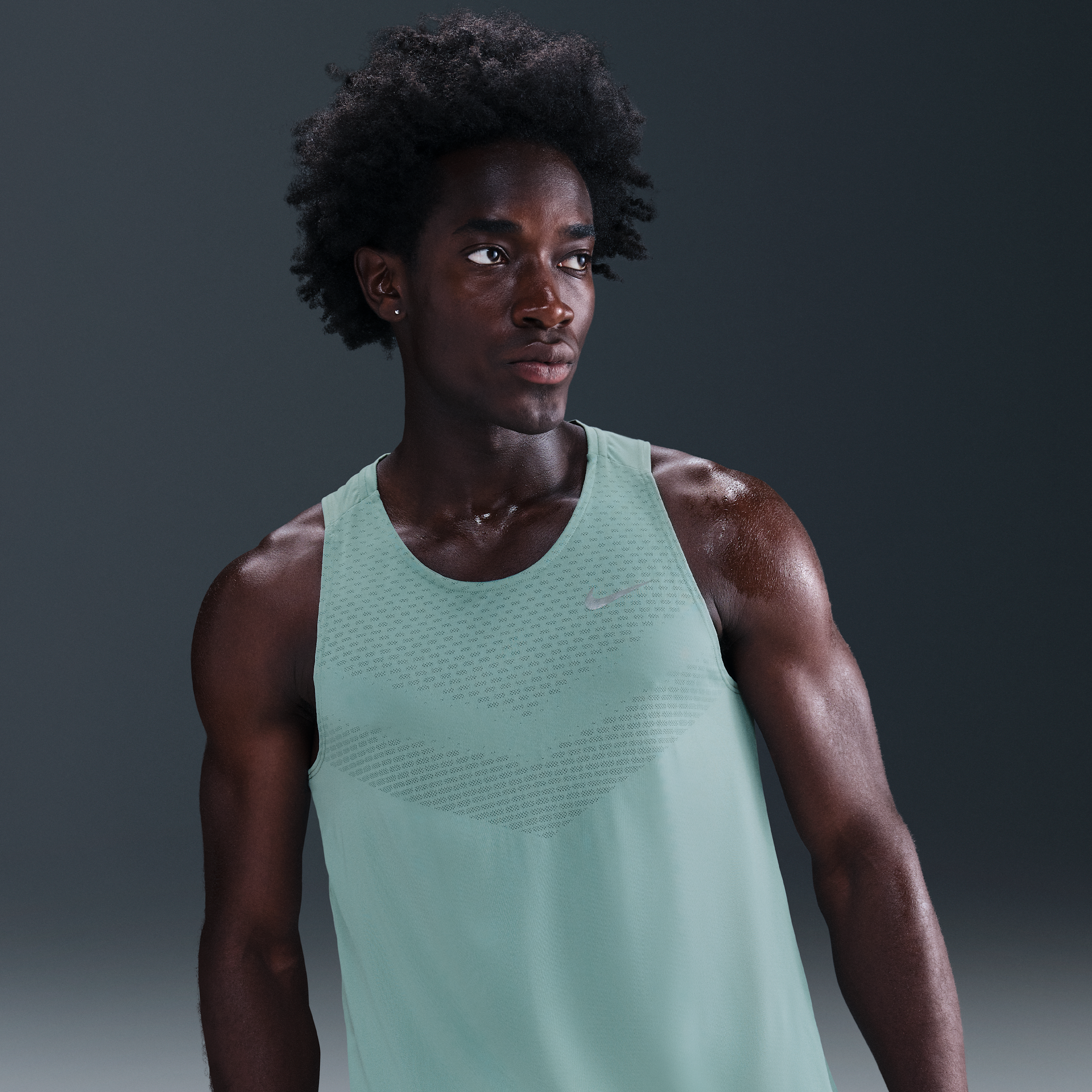 Thumbnail - Nike Stride Dri-FIT ADV Lauf-Tanktop (Herren) - Grün