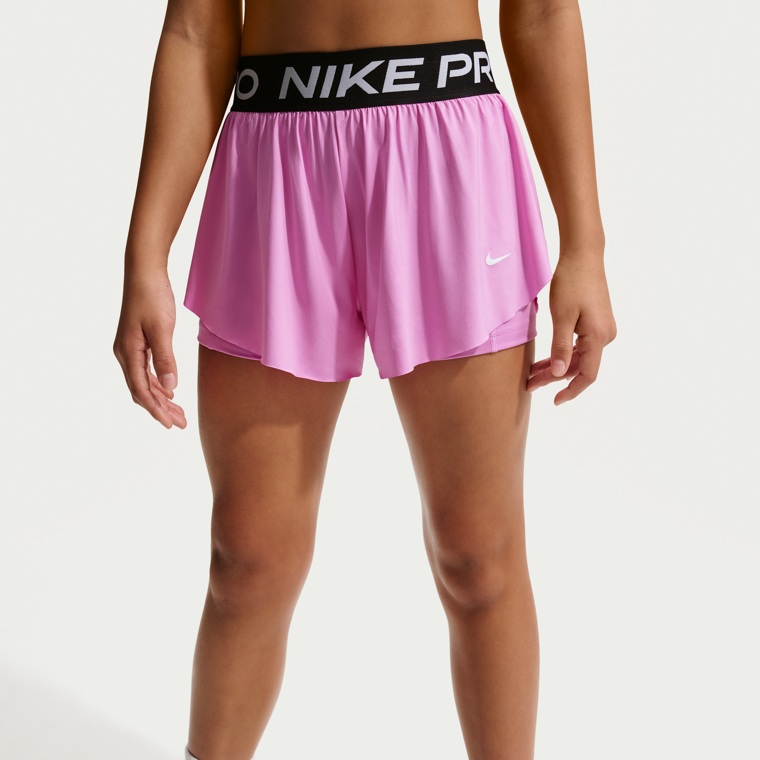 Thumbnail - Nike Pro Dri-FIT 2-in-1-Shorts (ältere Kinder, Mädchen) - Lila