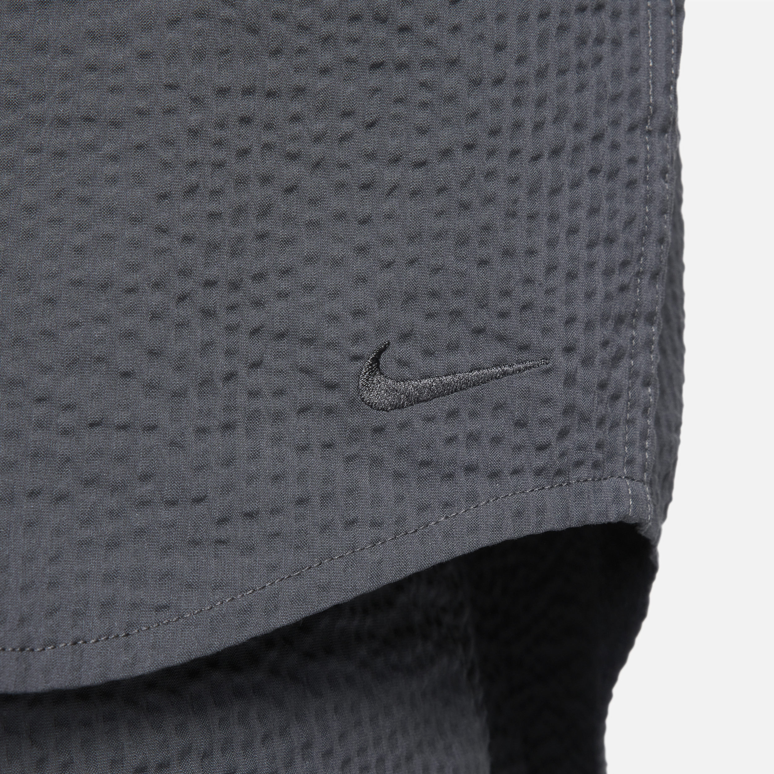 Chemise à manches courtes et boutons Nike Life en seersucker pour homme - Gris