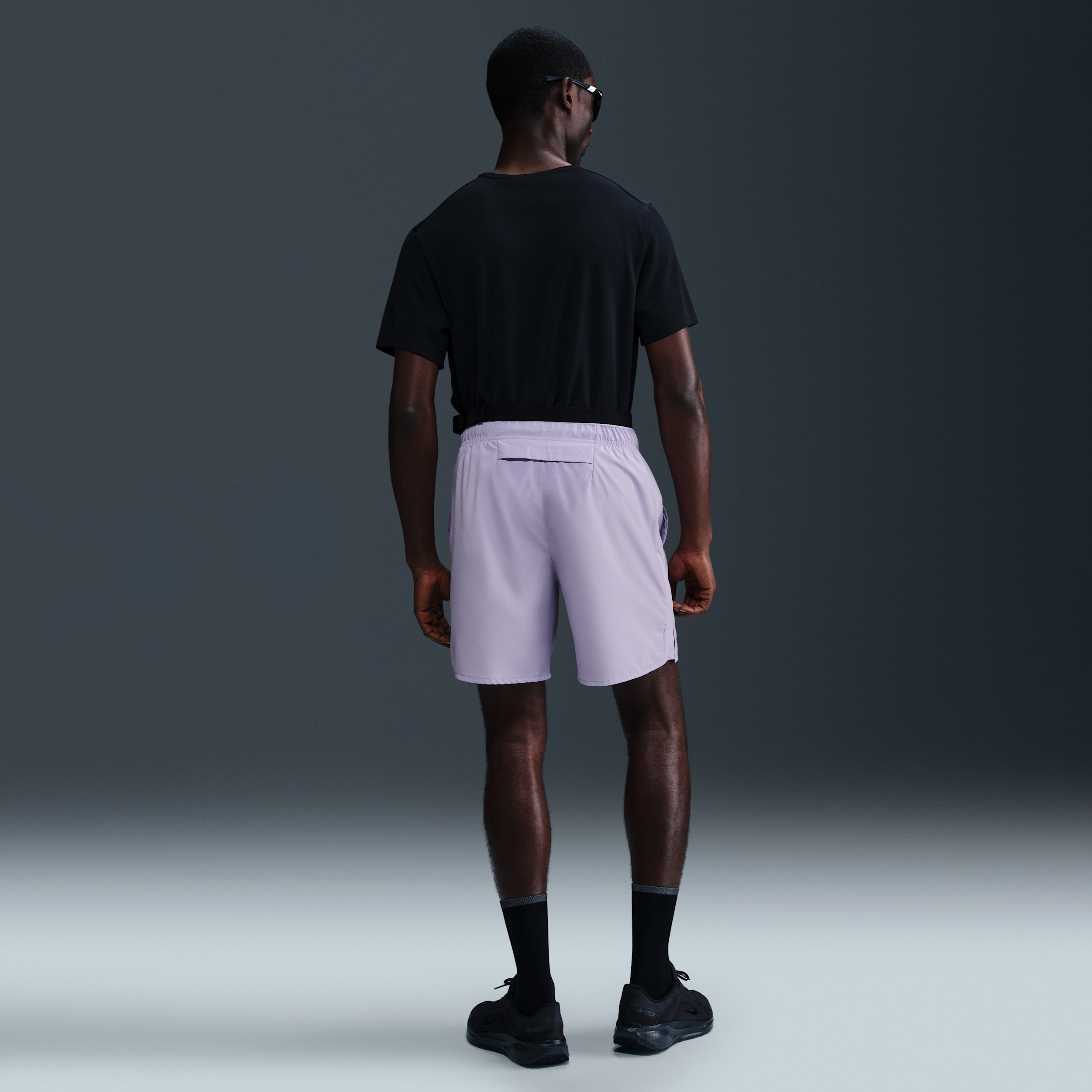 Nike Challenger Dri-FIT hardloopshorts met binnenbroek voor heren (18 cm) Paars