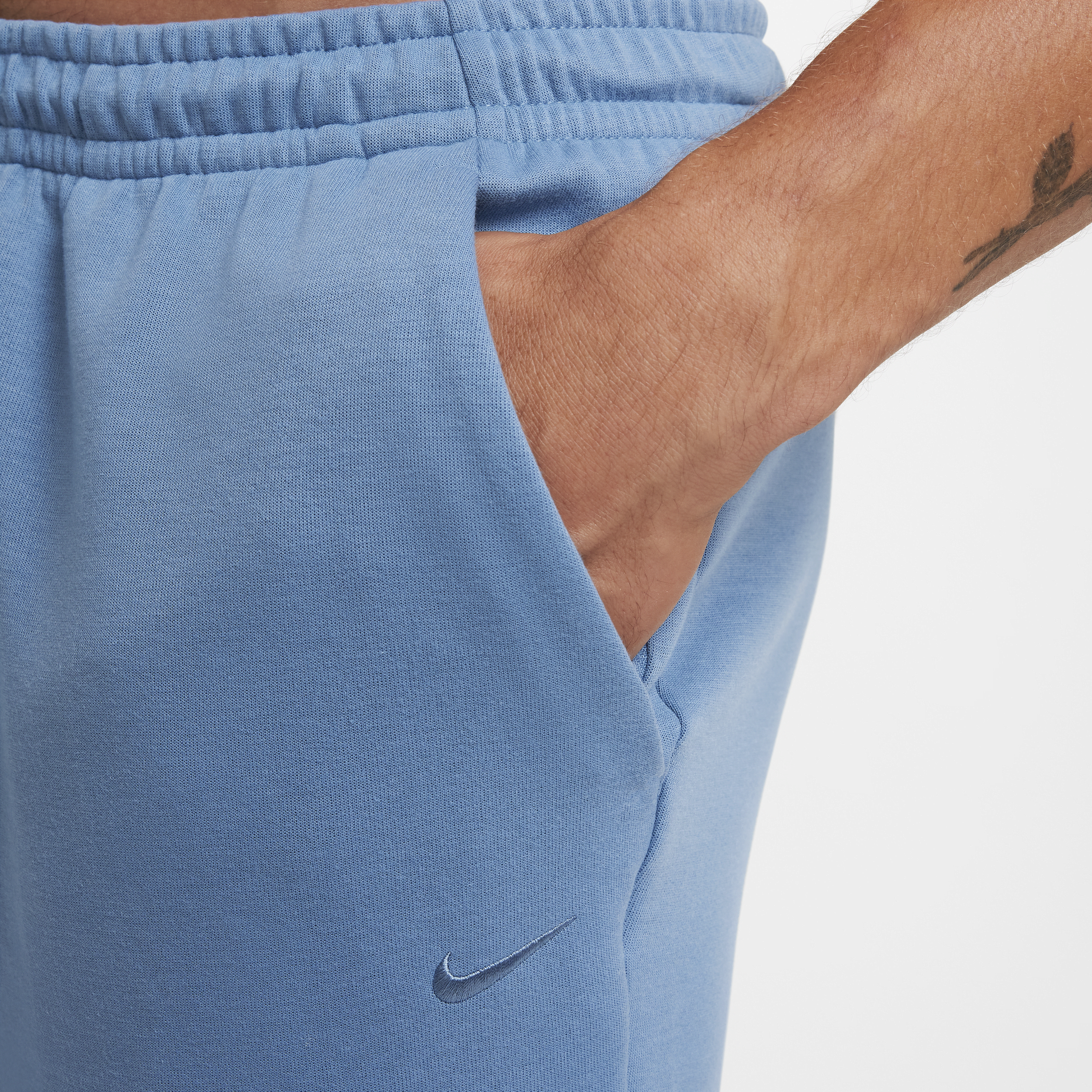 Pantalon de jogging haute performance Dri-FIT UV Nike Primary Fleece pour homme - Bleu