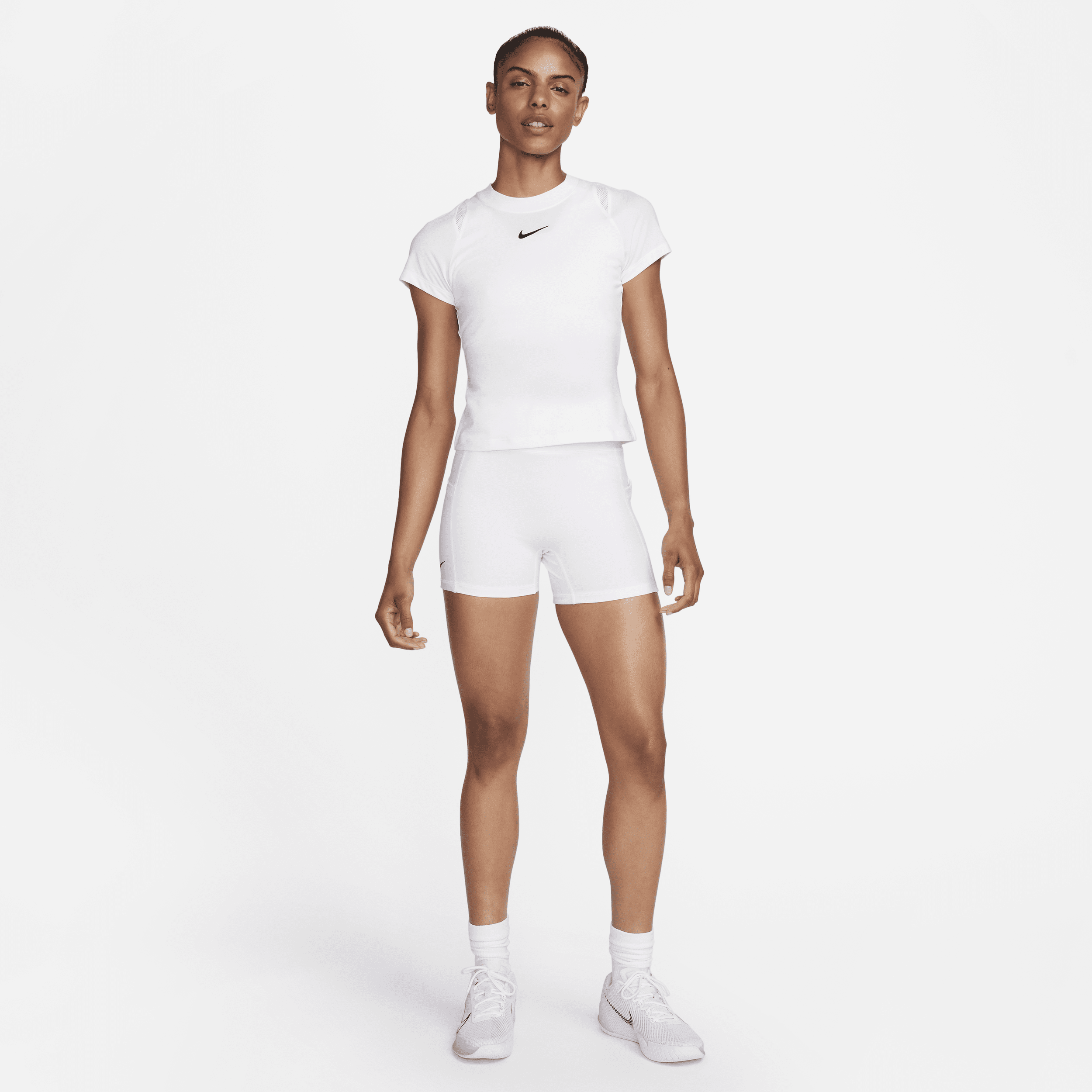 Nike Court Advantage Dri-FIT tennistop met korte mouwen voor dames Wit