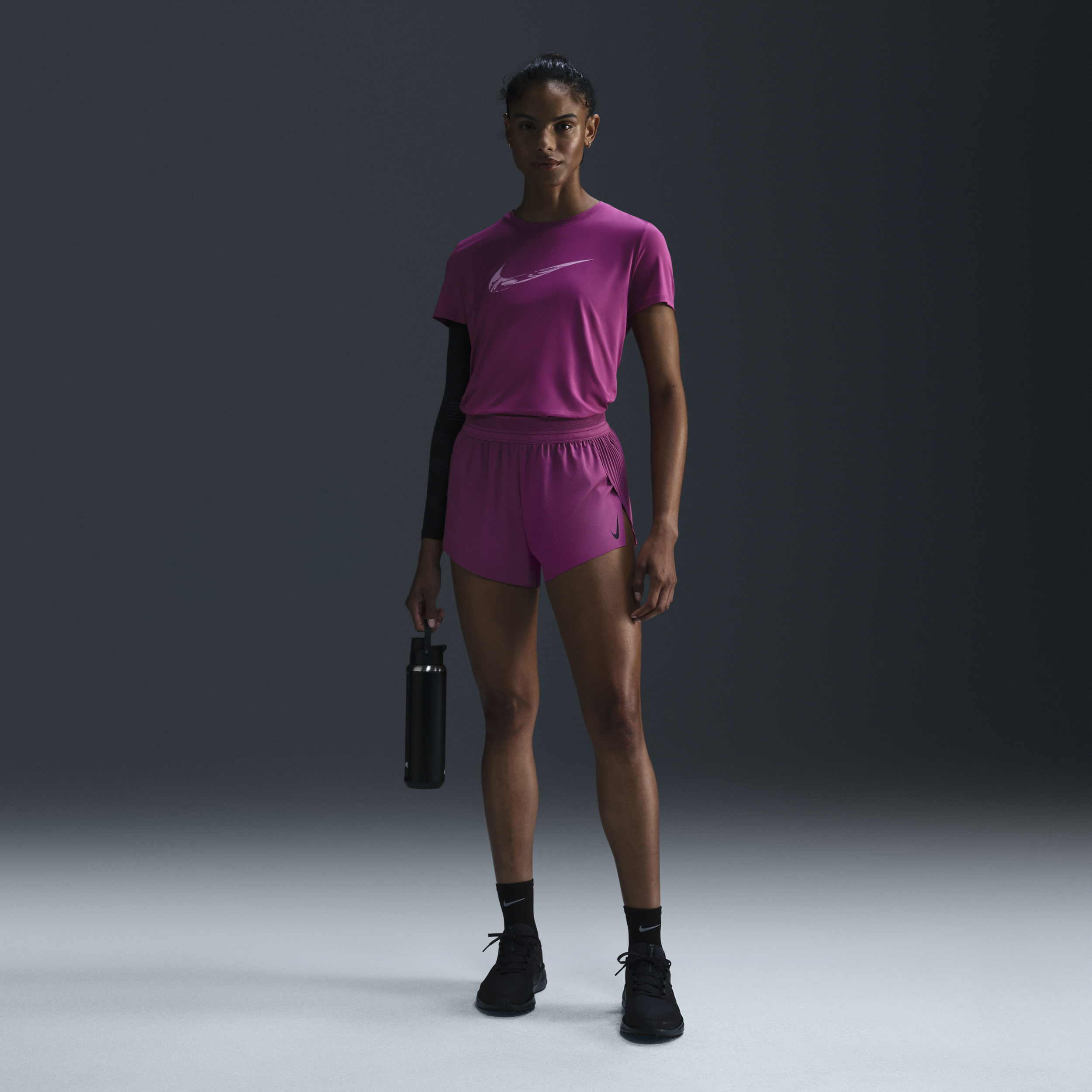 Haut de running à motif et manches courtes Dri-FIT Nike One pour femme - Pourpre