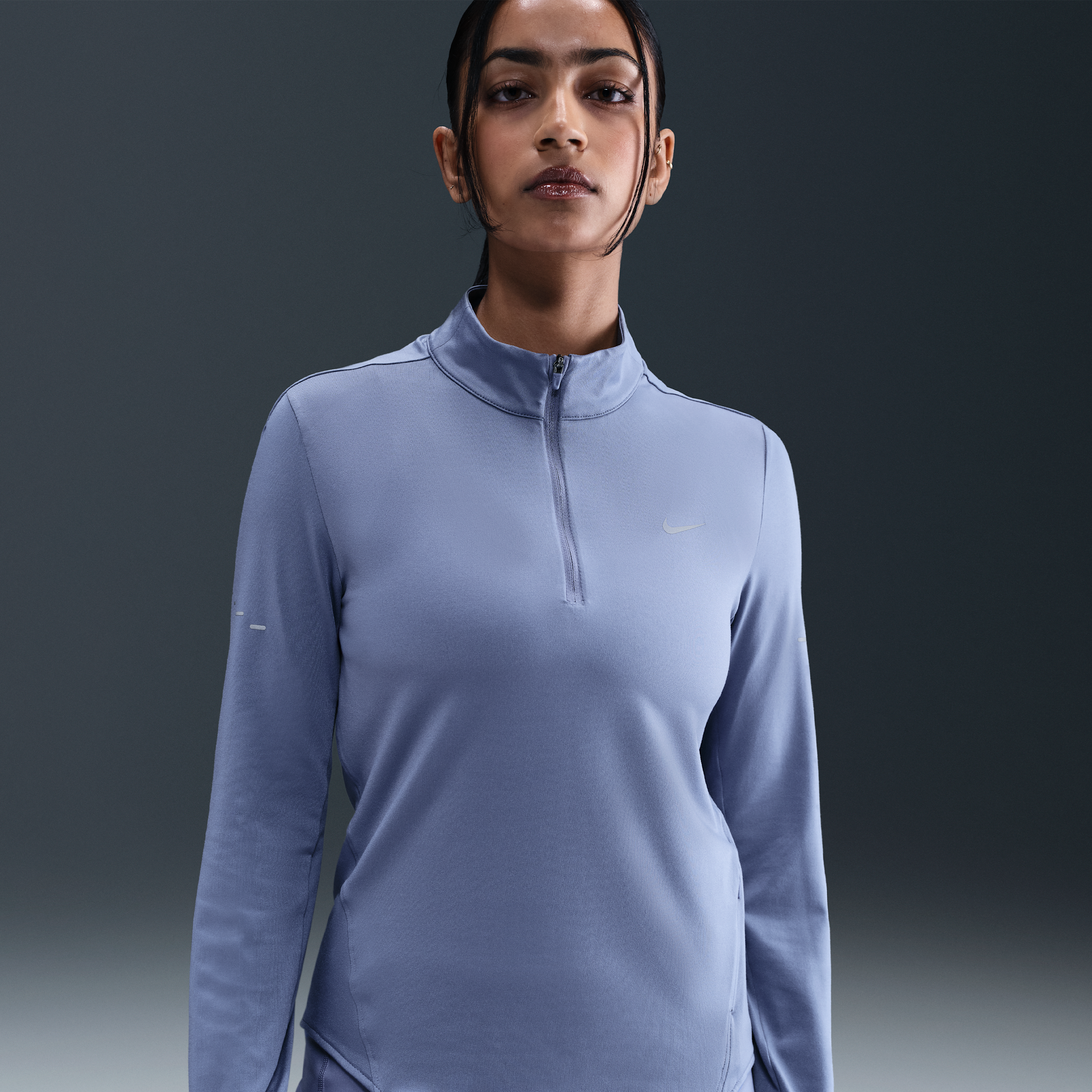Thumbnail - Nike Swift Dri-FIT UV-Laufoberteil mit Viertelreißverschluss (Damen) - Blau