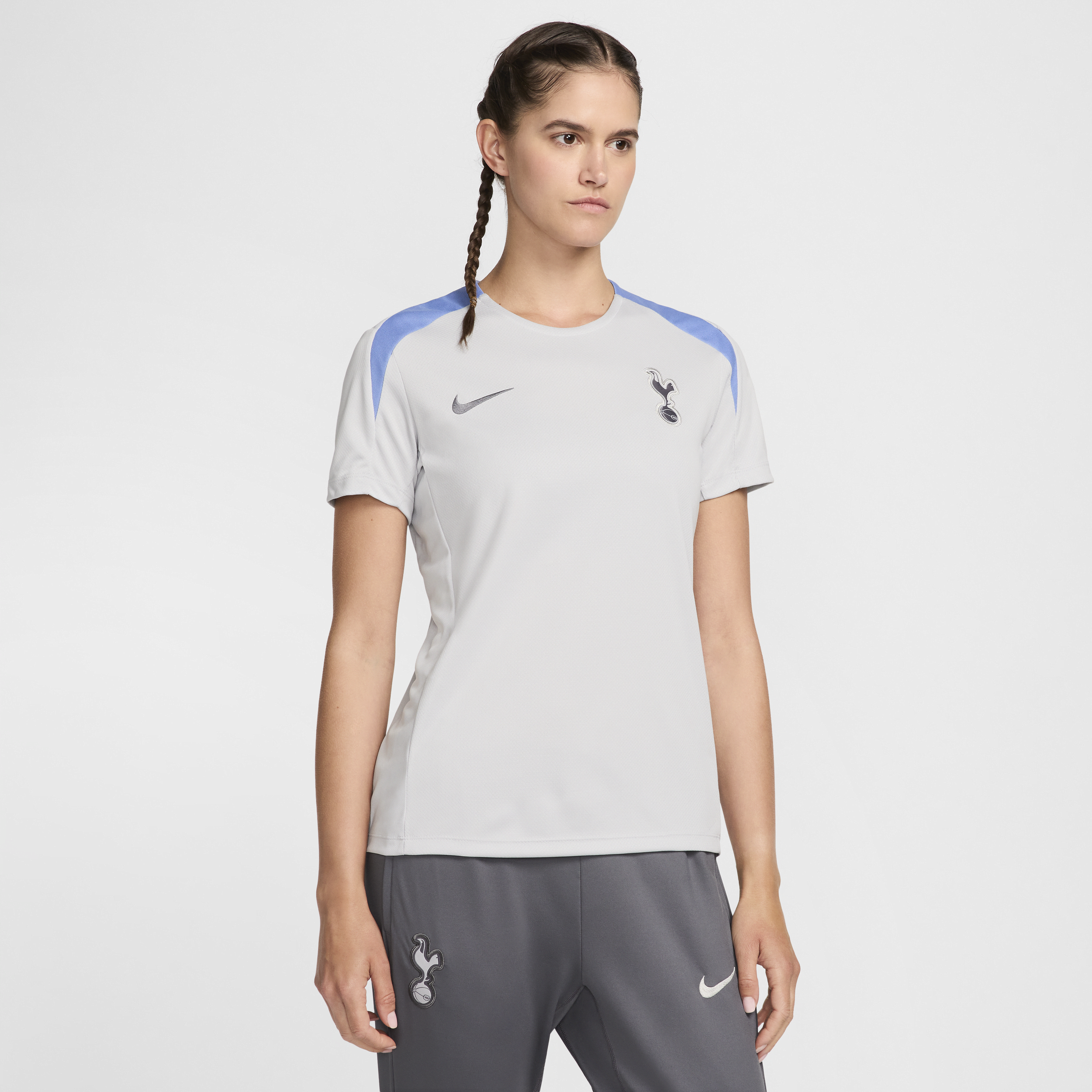 Haut de foot en maille à manches courtes Nike Dri-FIT Tottenham Hotspur Strike pour femme - Gris