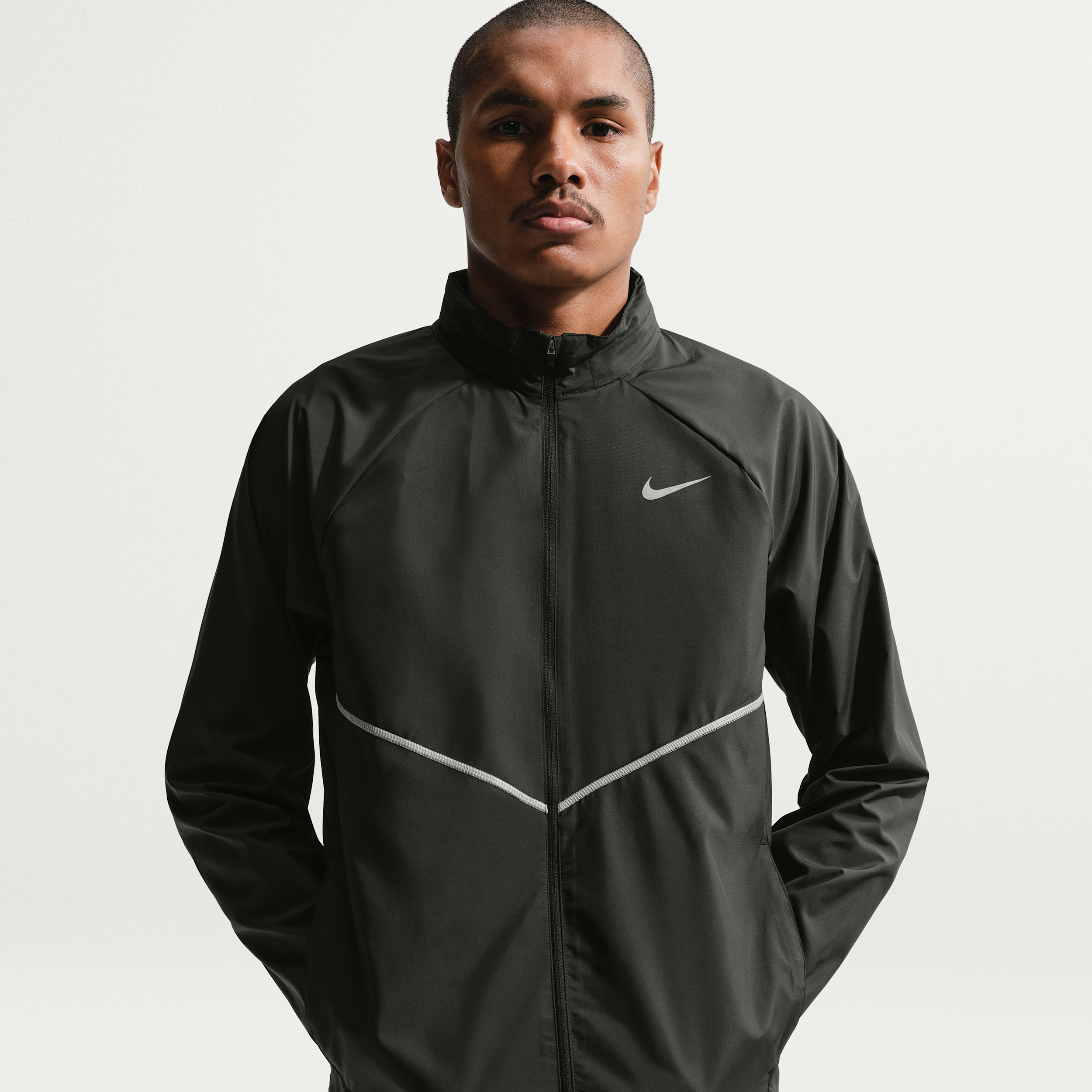 Giacca da running con protezione UV Repel Nike Miler – Uomo - Nero