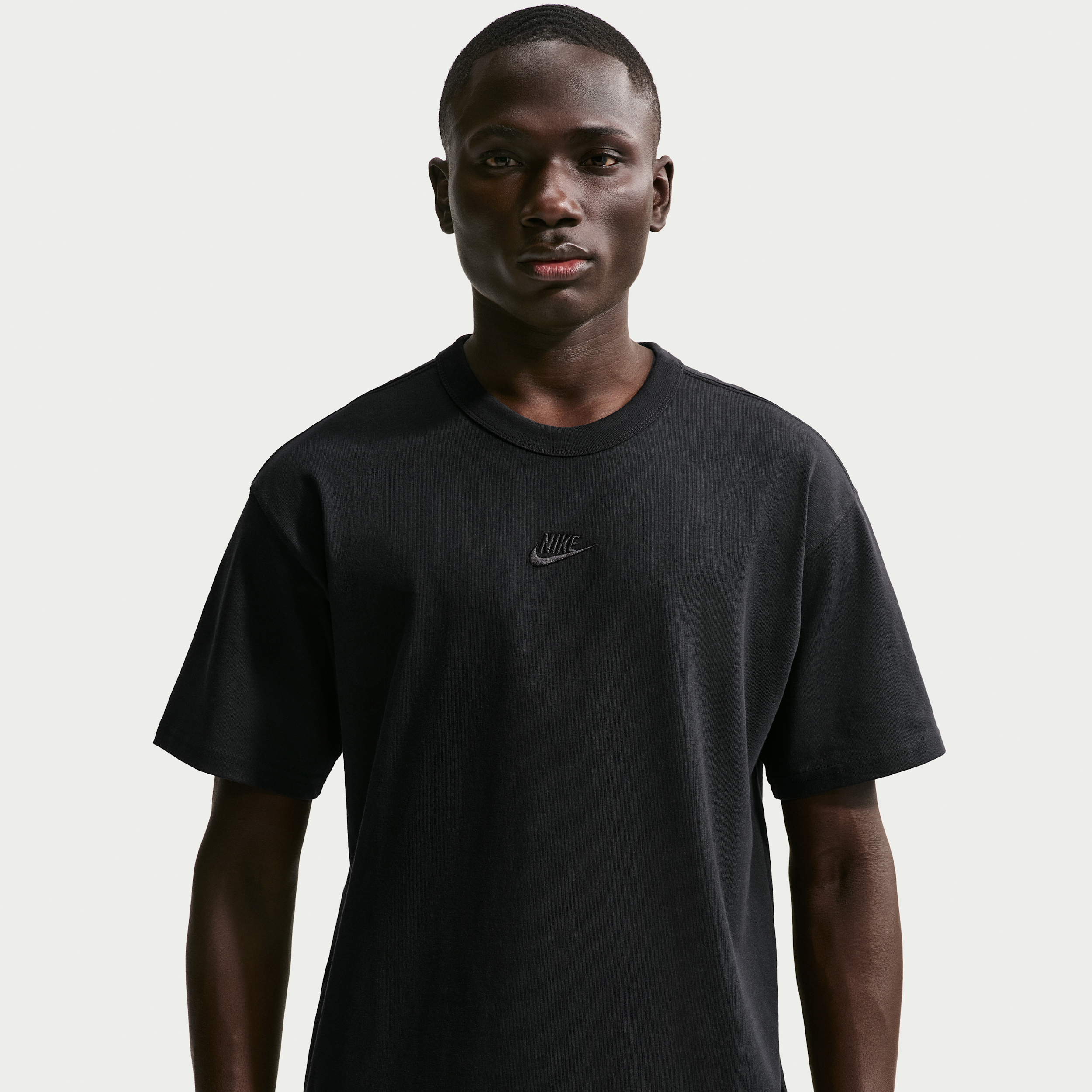 Thumbnail - Nike Premium Essentials T-Shirt (Herren) - Schwarz