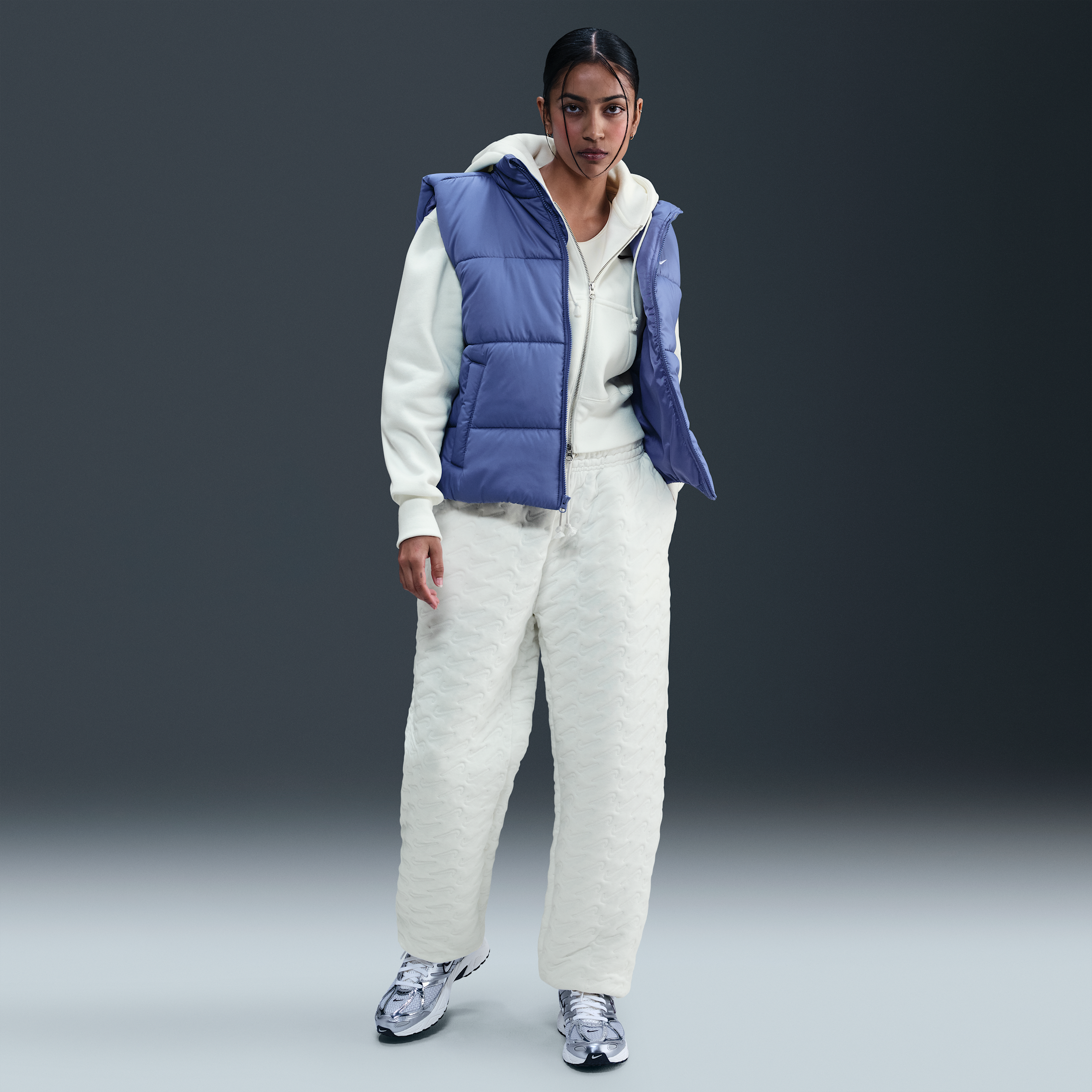 Thumbnail - Nike Phoenix Fleece Oversize-Hose mit hohem Bund aus Jacquard (Damen) - Weiß