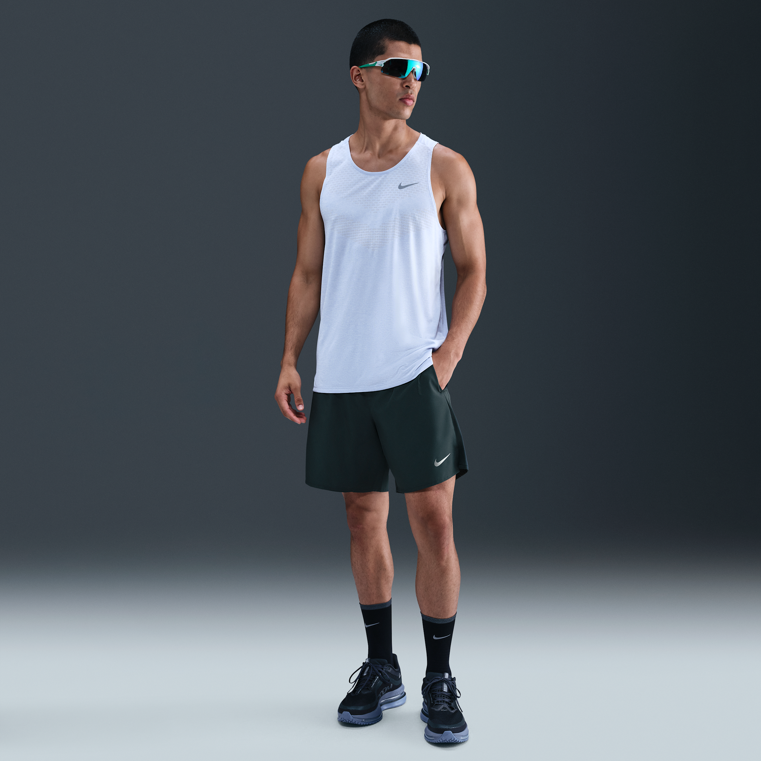 Nike Challenger Dri-FIT hardloopshorts met binnenbroek voor heren (18 cm) - Groen