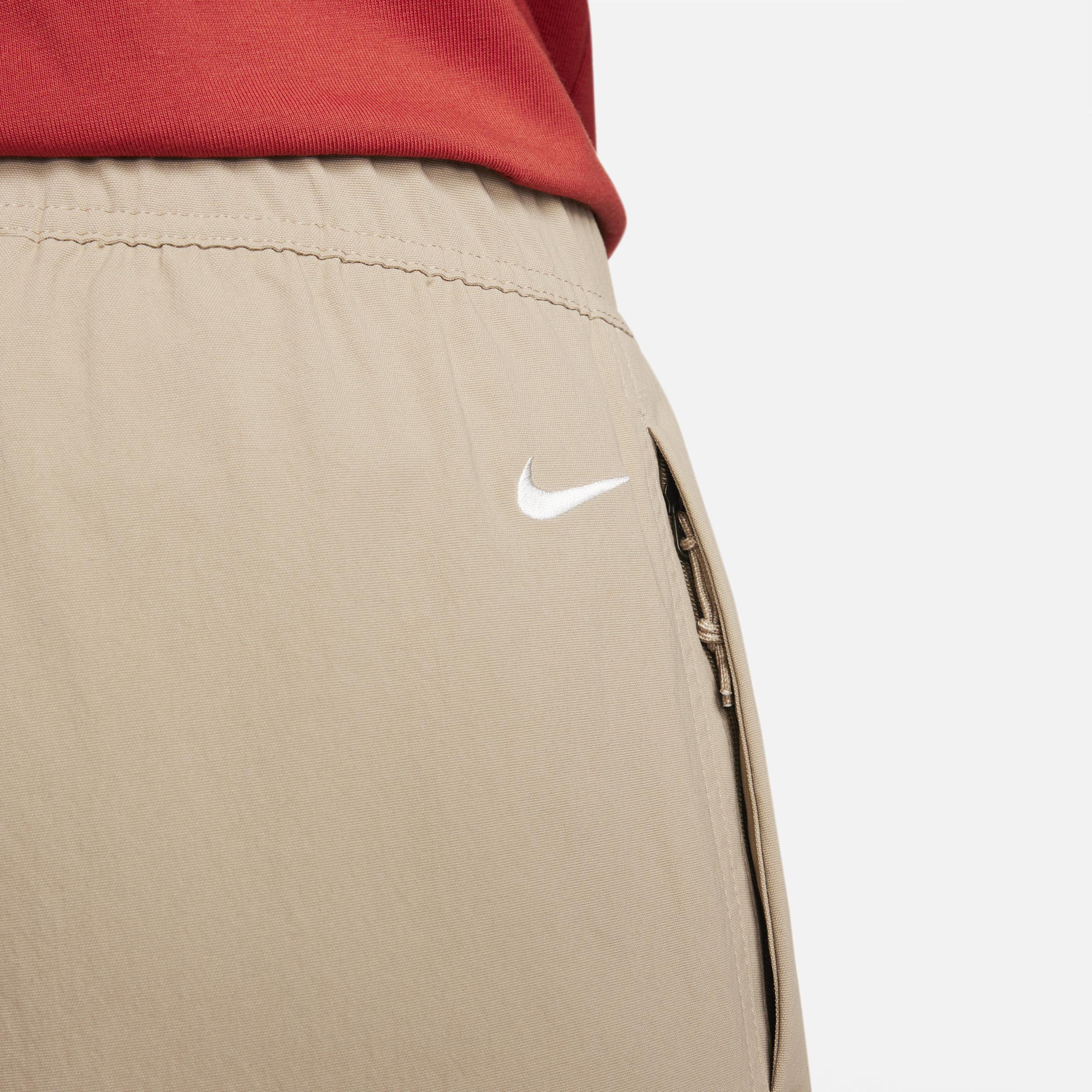 Nike ACG Wandelbroek met halfhoge taille voor dames Bruin