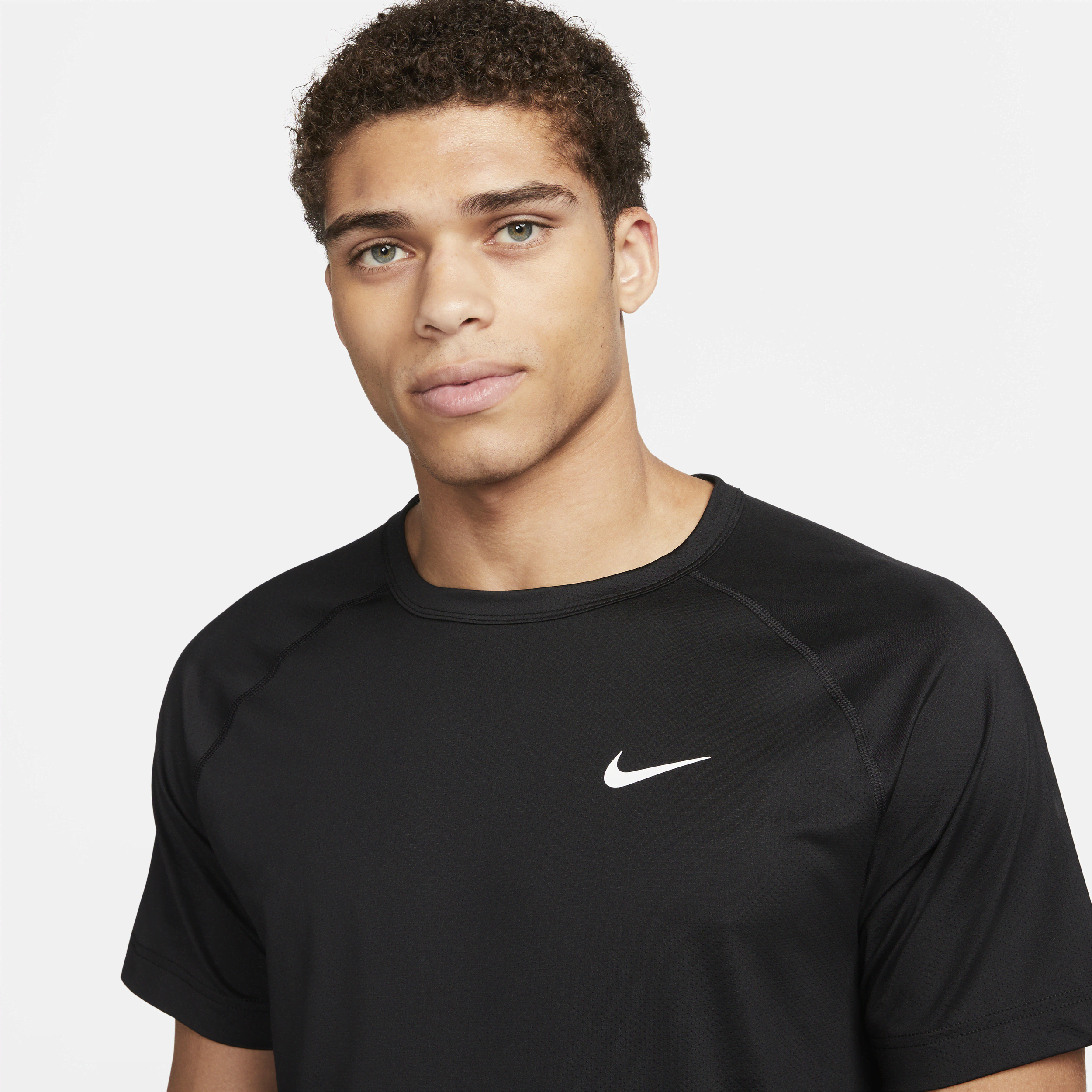 Haut de fitness à manches courtes Dri-FIT Nike Ready pour homme - Noir