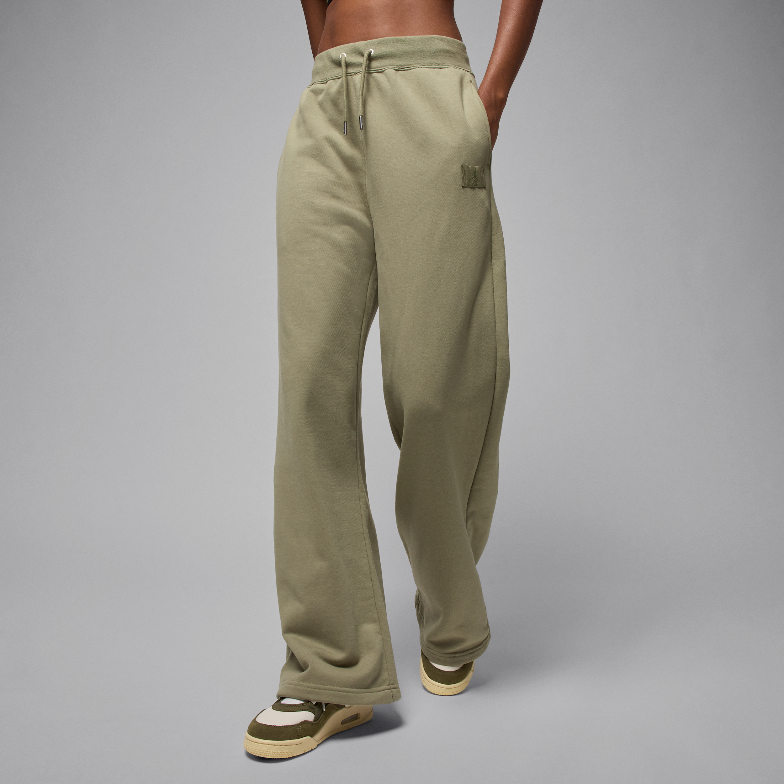 Jordan Flight Fleece damesbroek van sweatstof met open zoom - Bruin