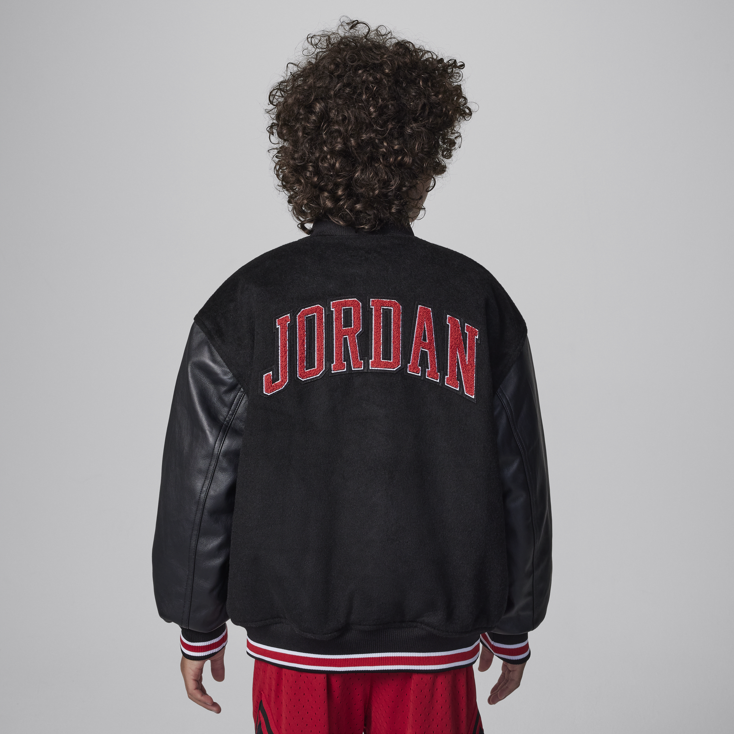 Thumbnail - Jordan College-Jacke (ältere Kinder) - Schwarz