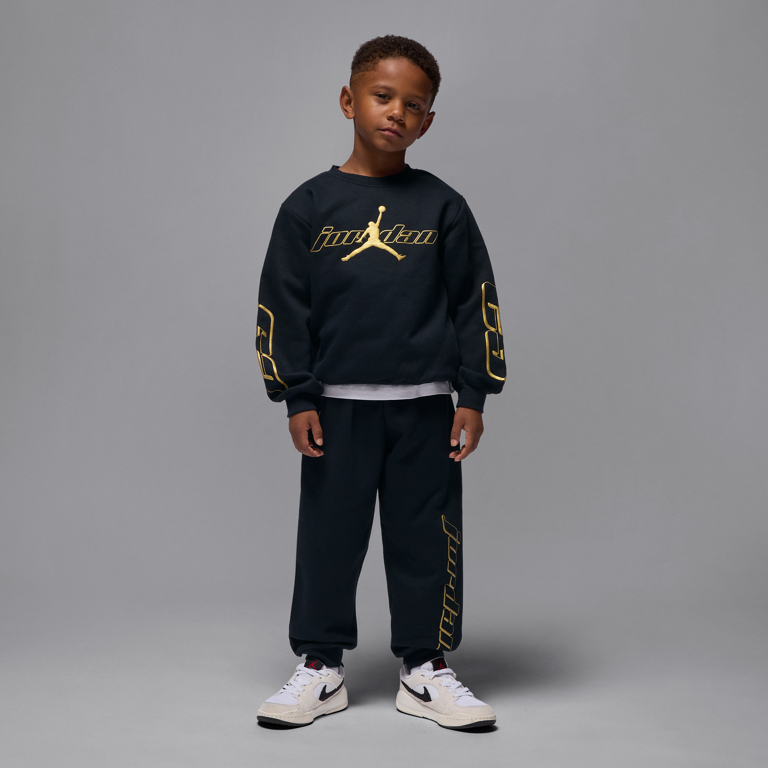 Completo in 2 pezzi in fleece con maglia a girocollo Jordan Mountainside – Bambino/a - Nero