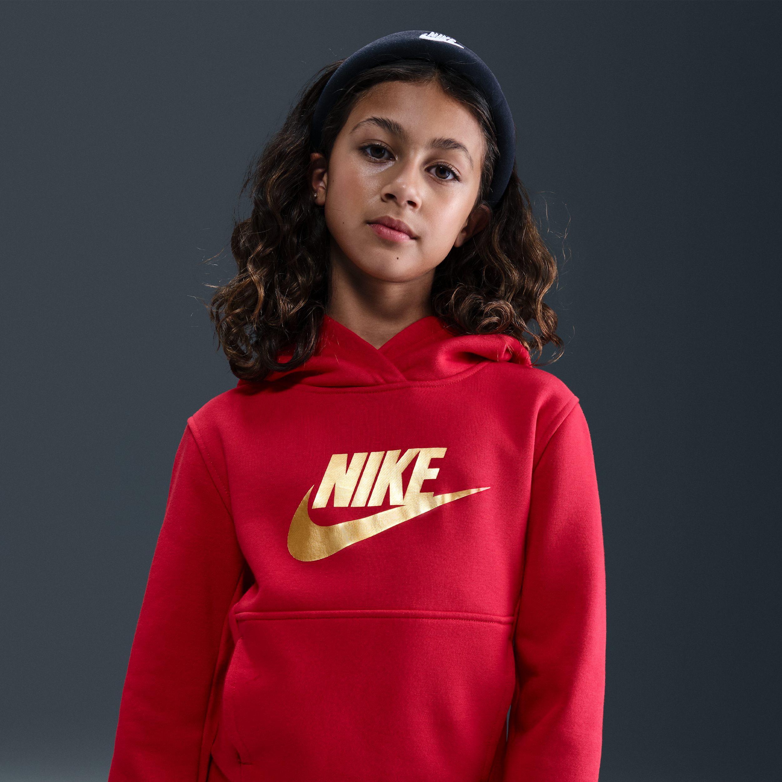 Thumbnail - Nike Club Fleece Hoodie (ältere Kinder) - Rot