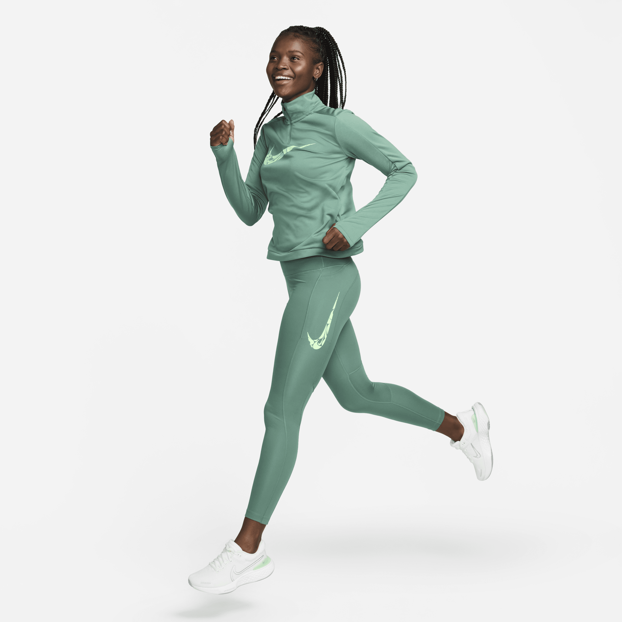 Nike Swoosh Dri-FIT tussenlaag met korte rits voor dames Groen