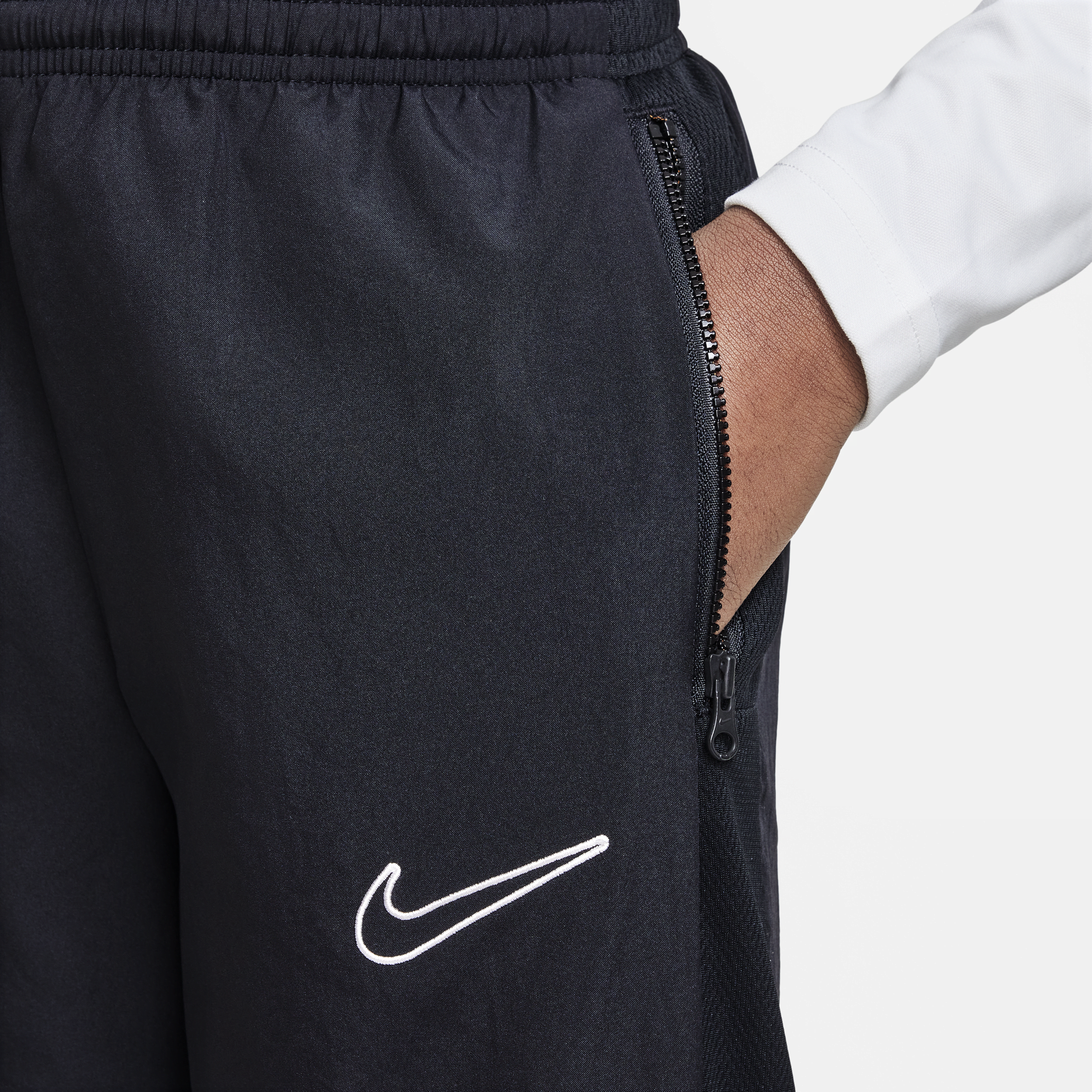 Pantalon de survêtement de football tissé Nike Dri-FIT Academy pour enfant plus âgé (stock) - Noir