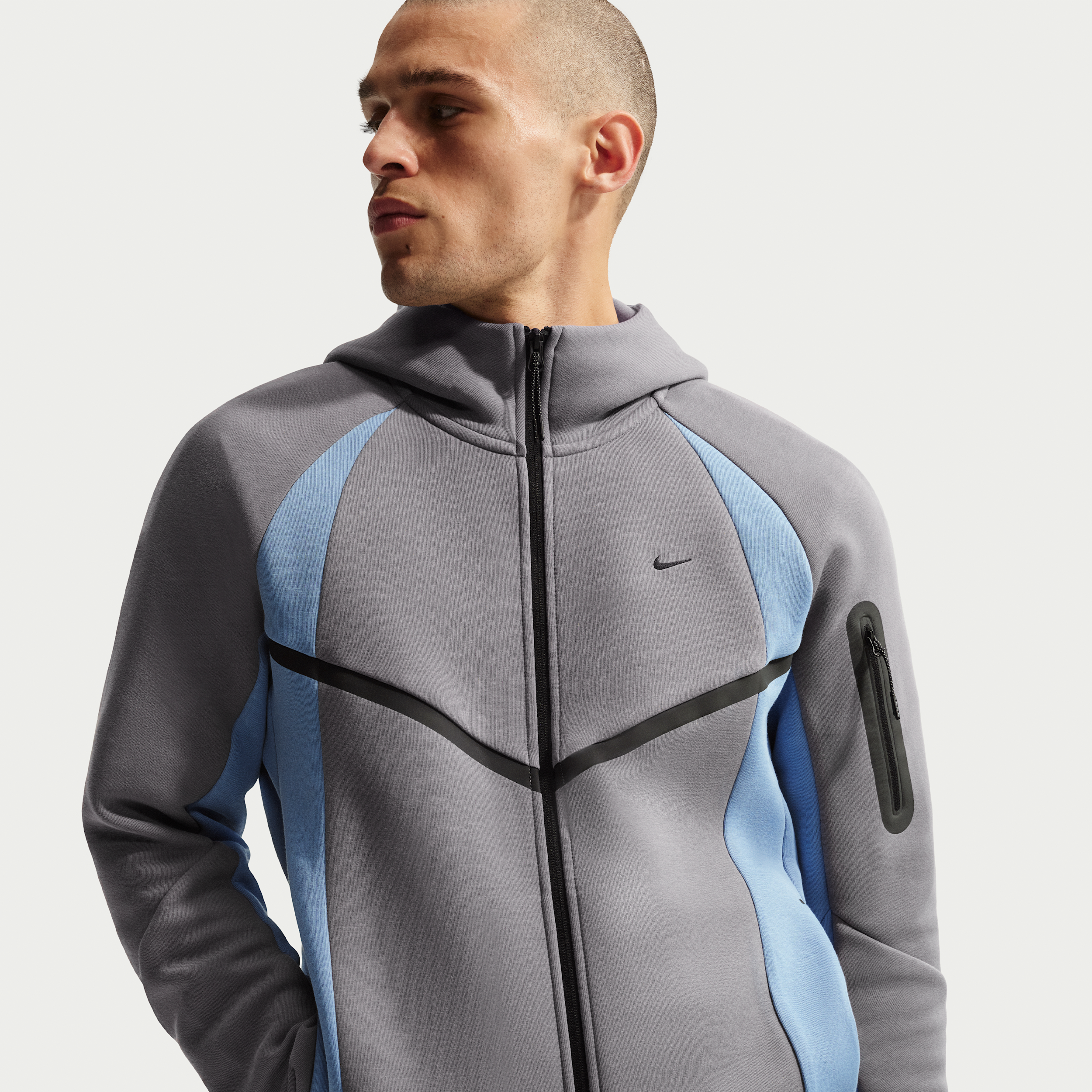 Giacca Windrunner in fleece a blocchi di colore con zip a tutta lunghezza e Nike Tech – Uomo - Nero
