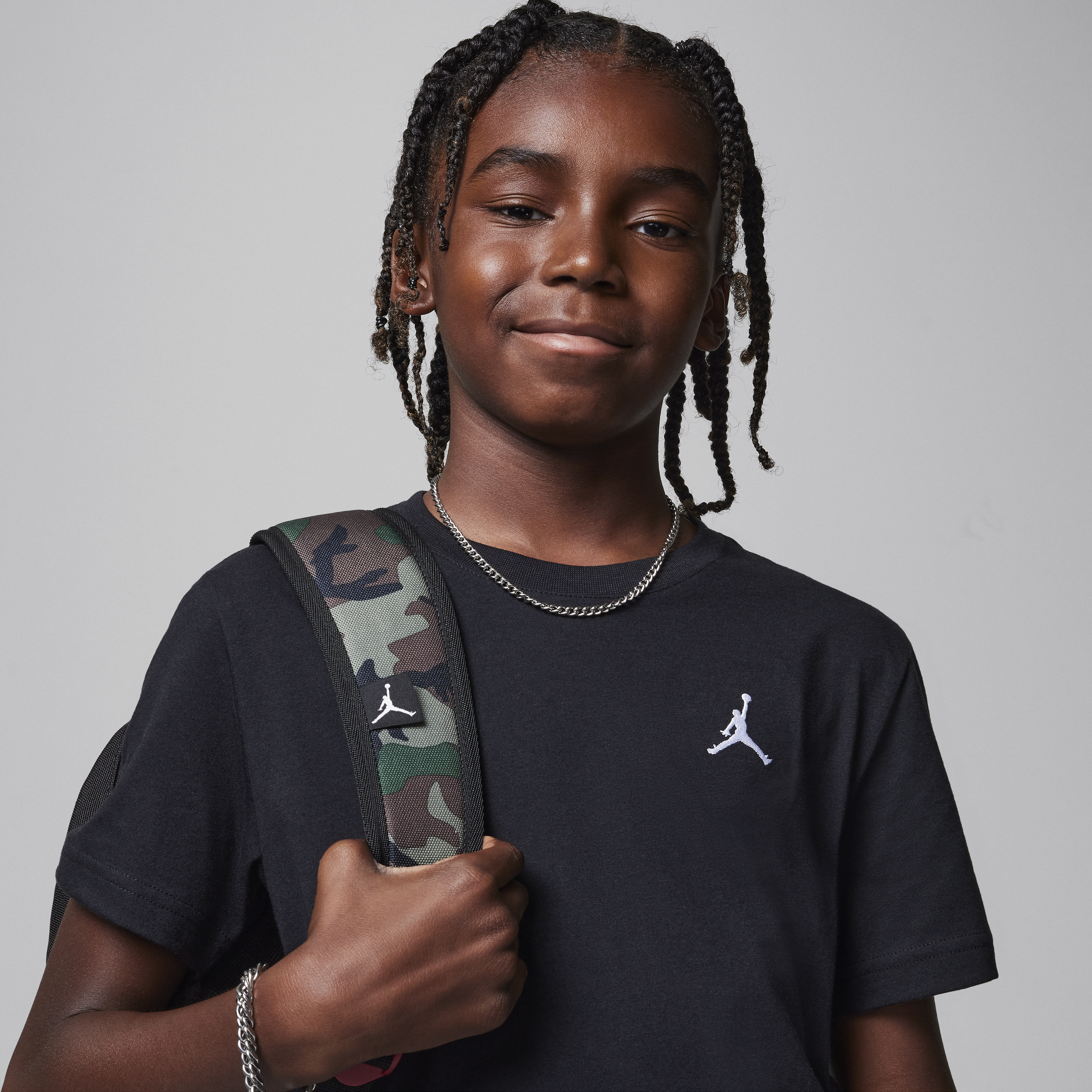 Thumbnail - Jordan T-Shirt mit Jumpman Air-Stickerei (ältere Kinder) - Schwarz