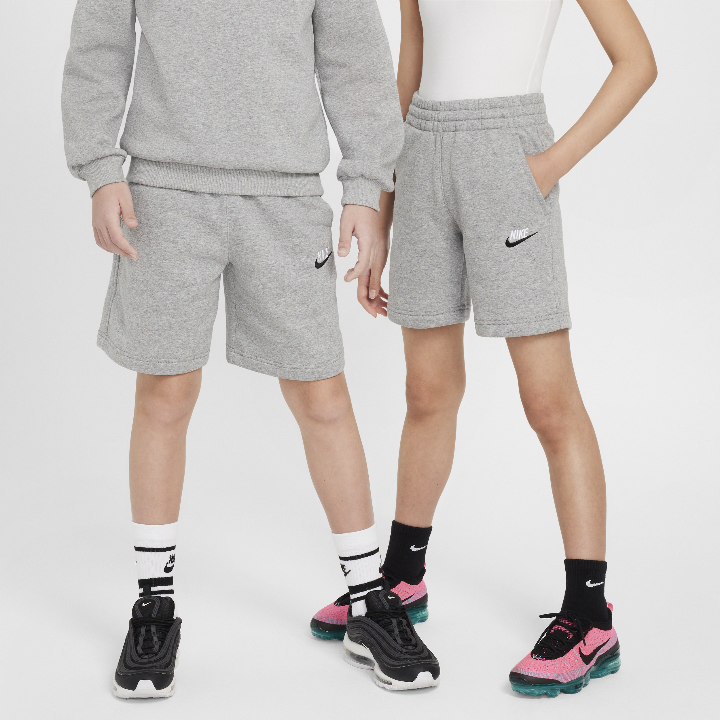 Nike Sportswear Club Fleece trainingspak met shorts voor kids Grijs